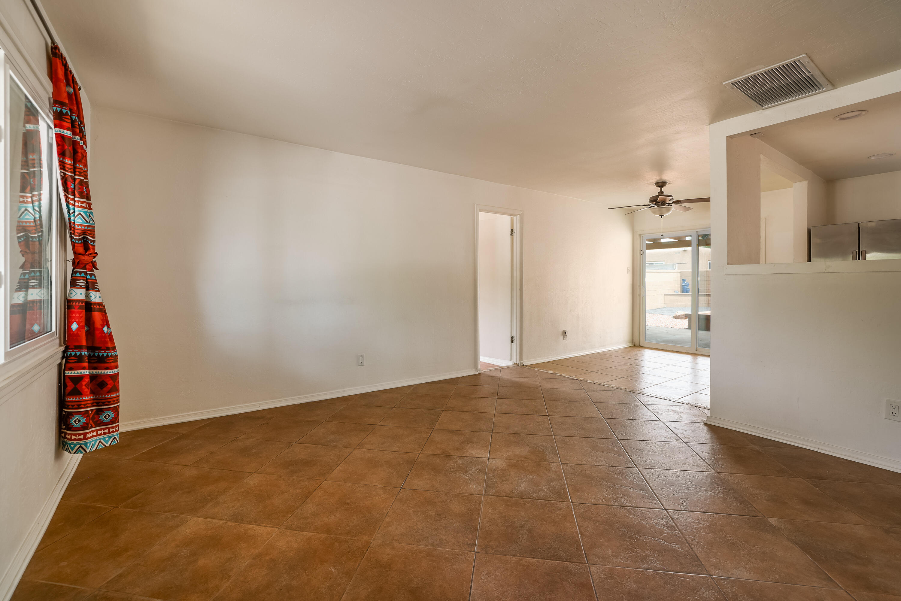 708 Madeira Drive, Albuquerque, New Mexico image 2
