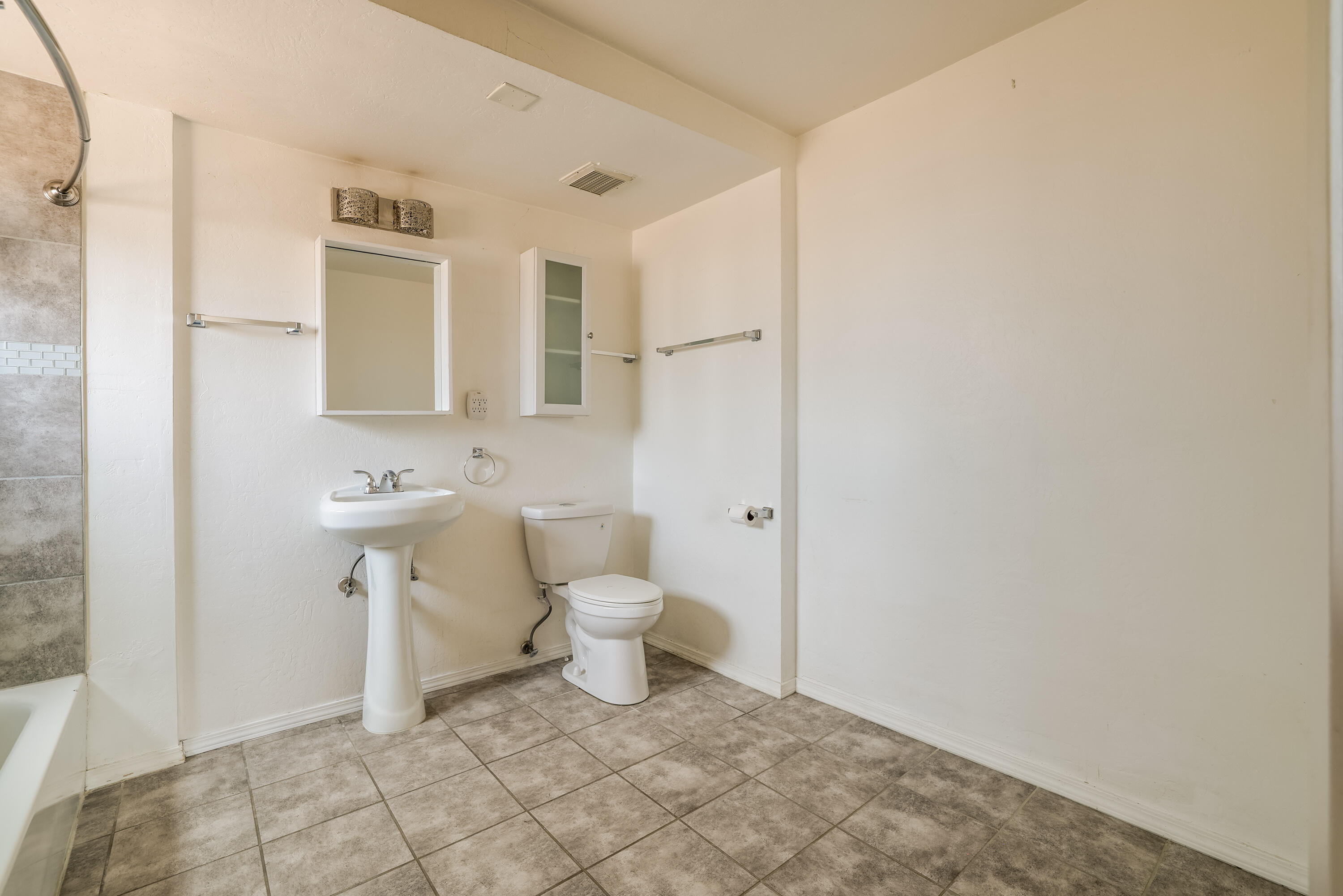 708 Madeira Drive, Albuquerque, New Mexico image 13