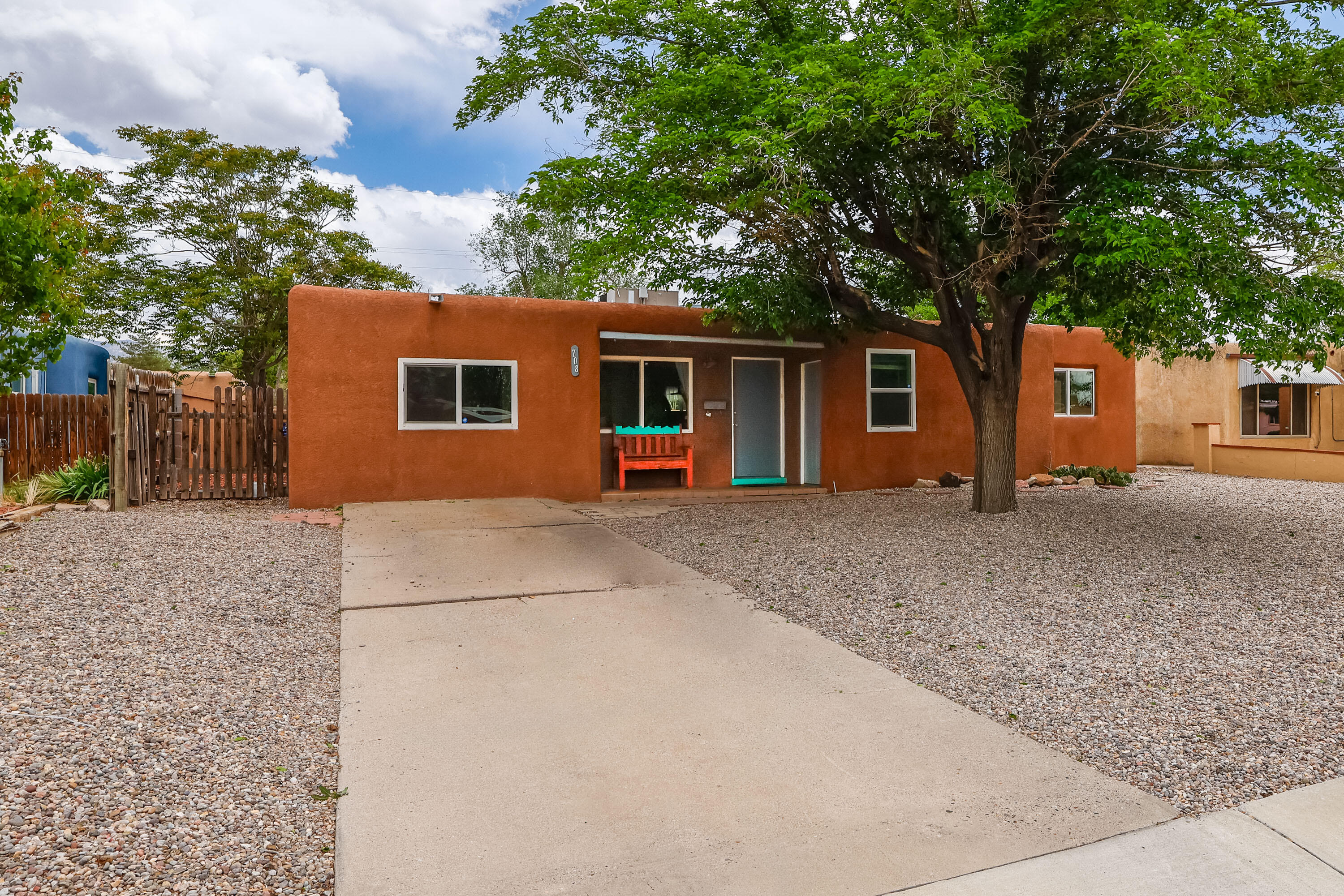 708 Madeira Drive, Albuquerque, New Mexico image 1