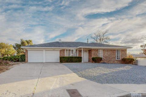 Photo of 12120 Towner Avenue NE, Albuquerque, NM 87112 (MLS # 1093157)