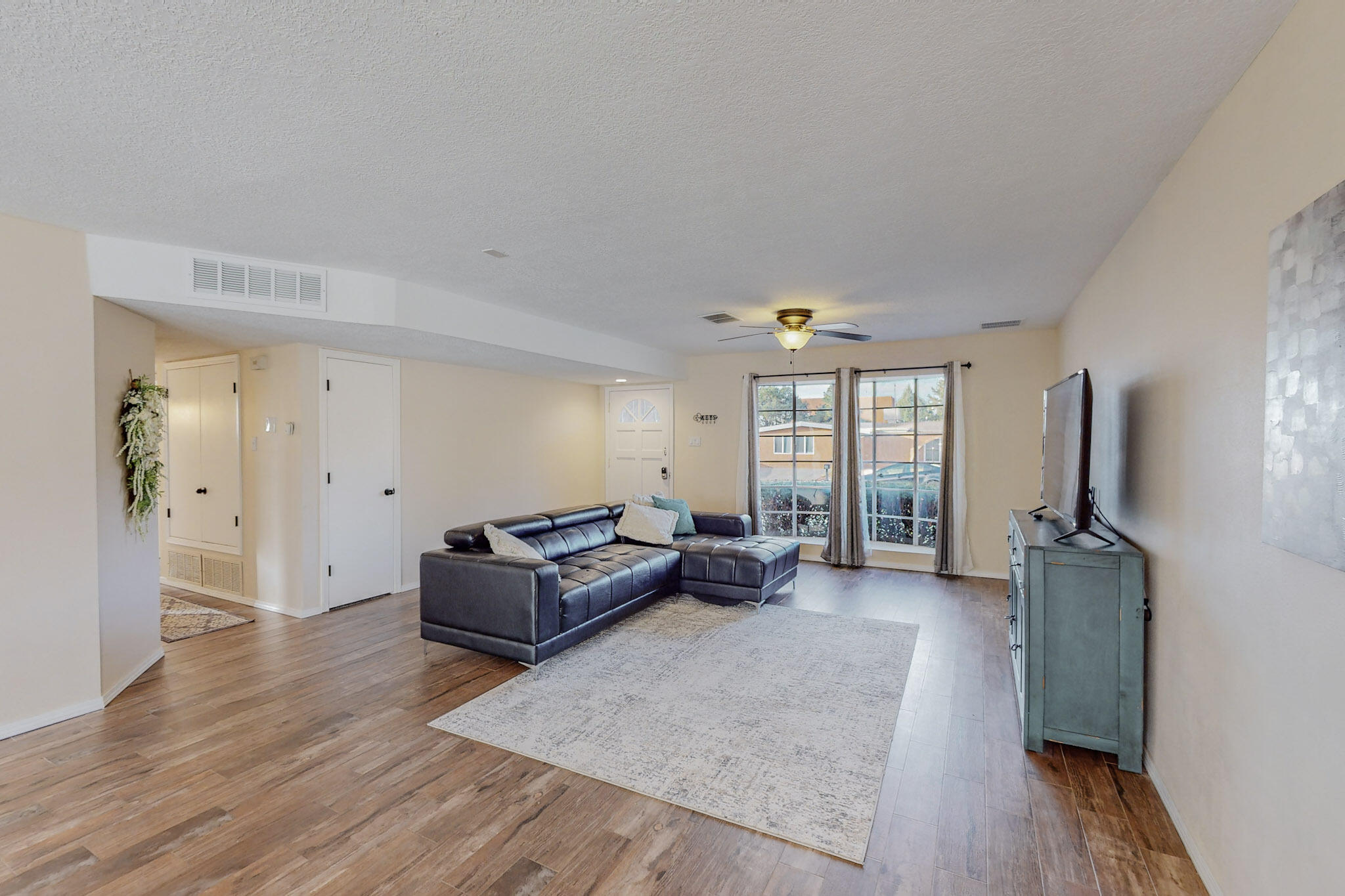 12120 Towner Avenue NE