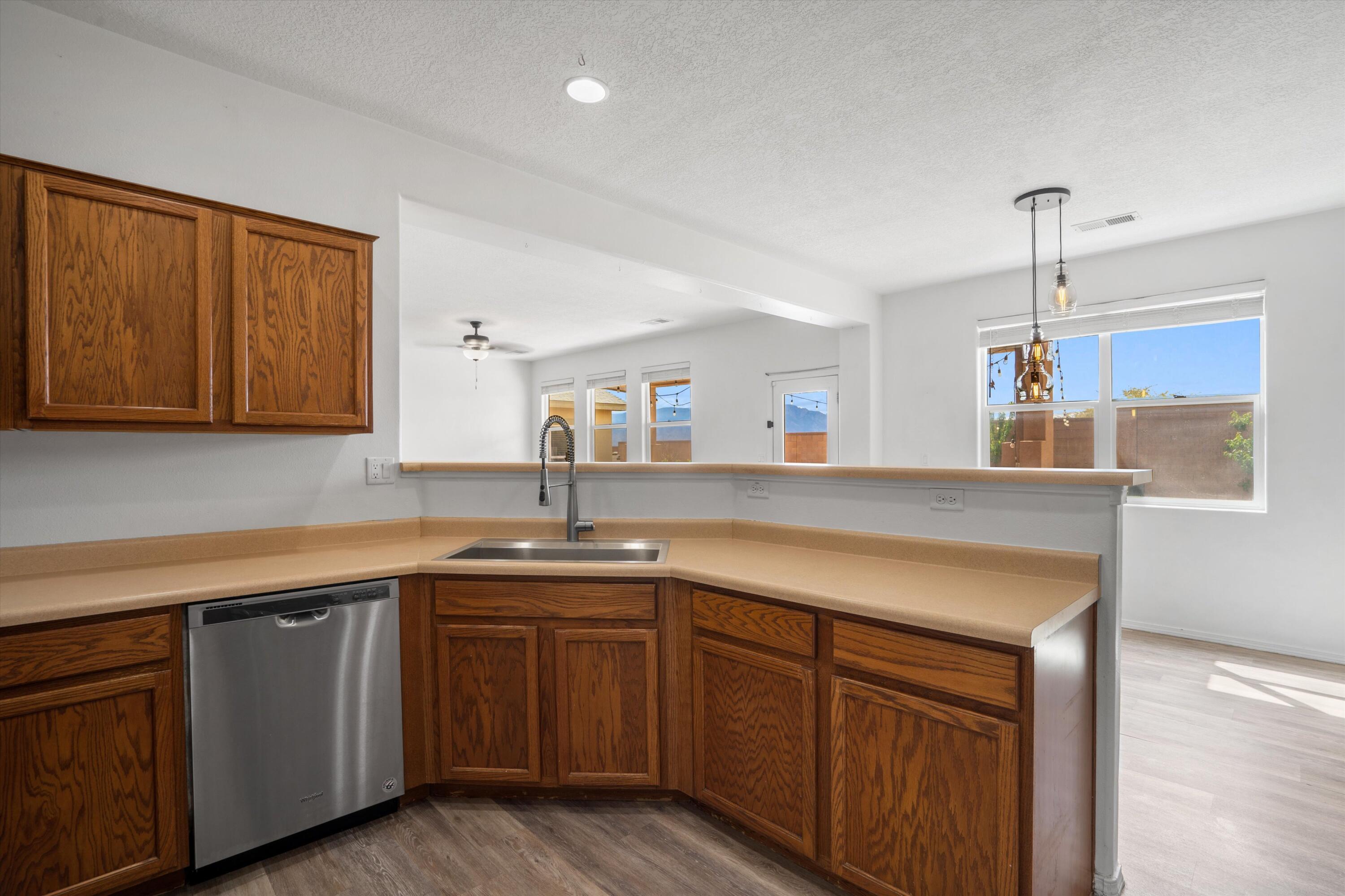 3702 Buckskin Loop, Rio Rancho, New Mexico image 16