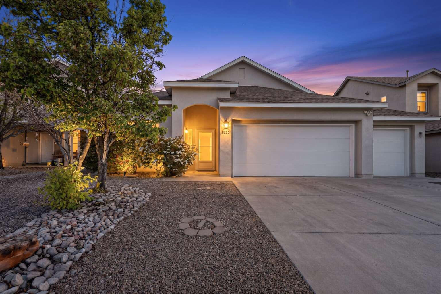 2135 N Ensenada Circle SE