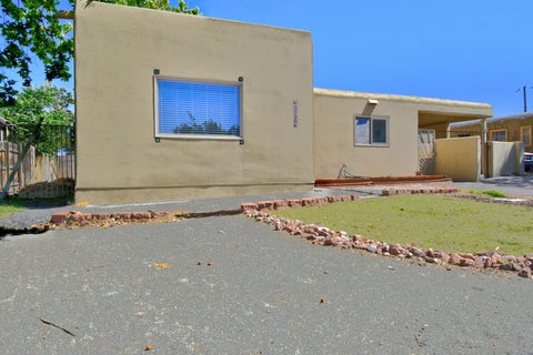Homes For Sale - 9125 Cherokee Road<br/> Bernalillo County, Albuquerque, NM 87111