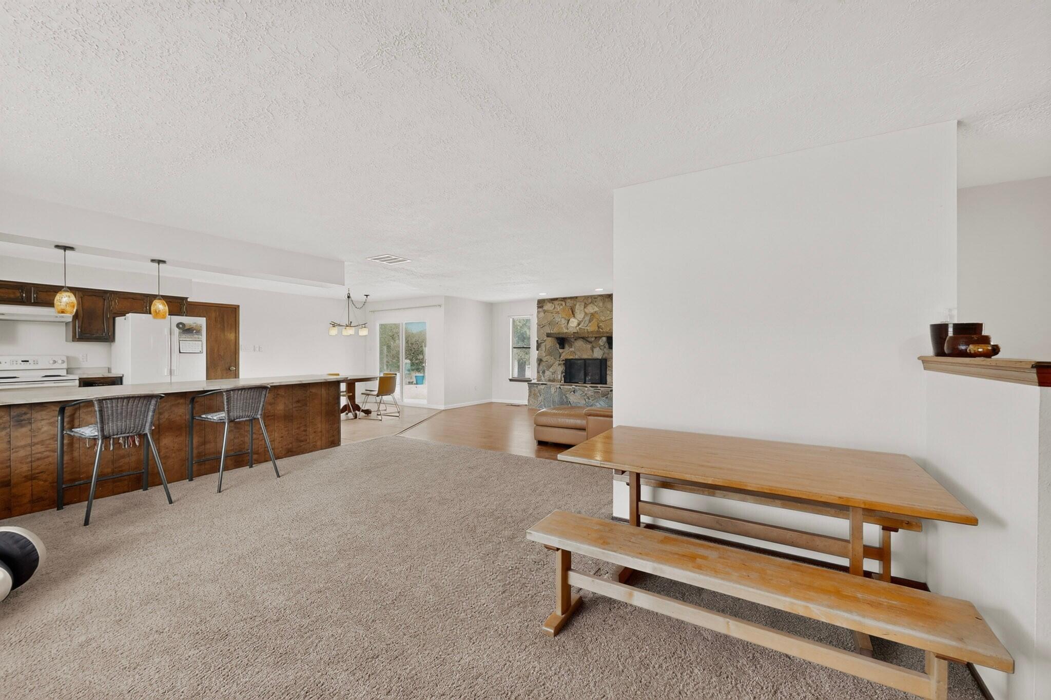 15 Vega Road