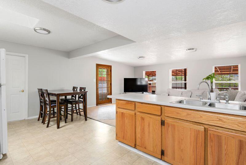 13406 Canyonview Place NE