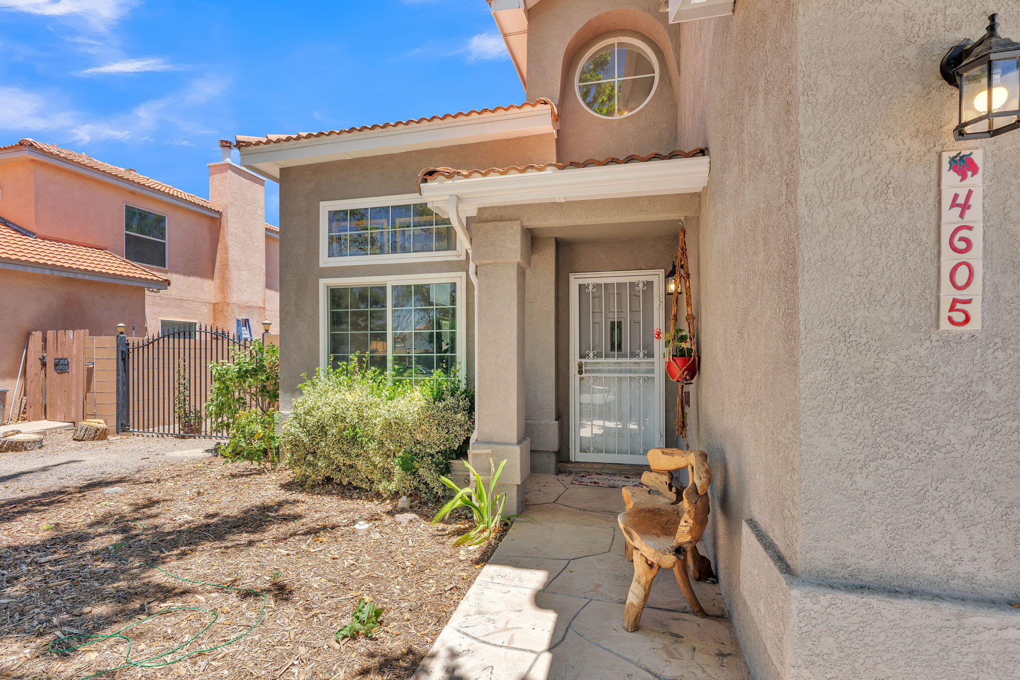 4605 Mesa Encantada Court NW