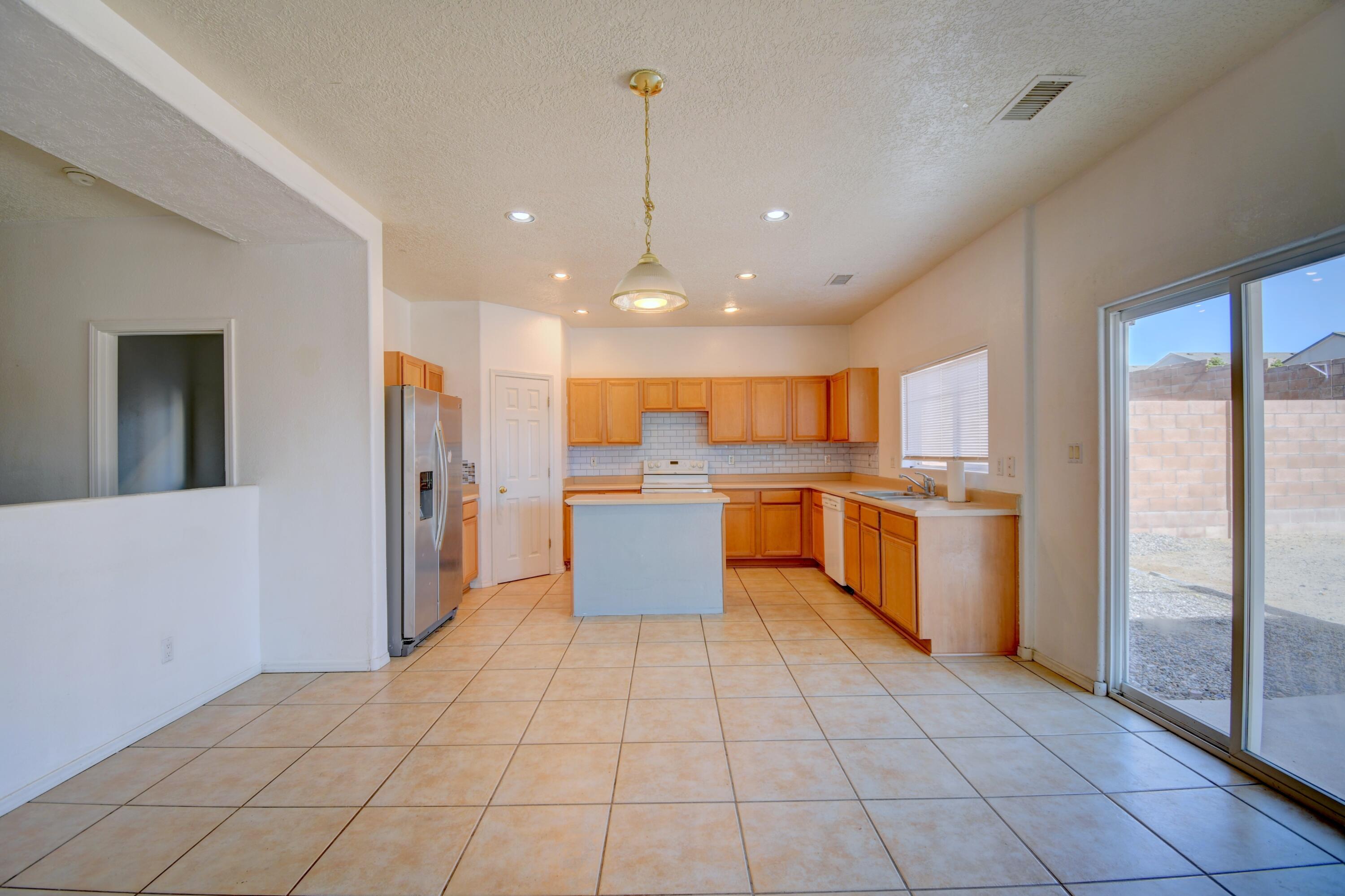 10827 Maness Lane, Albuquerque, New Mexico image 6