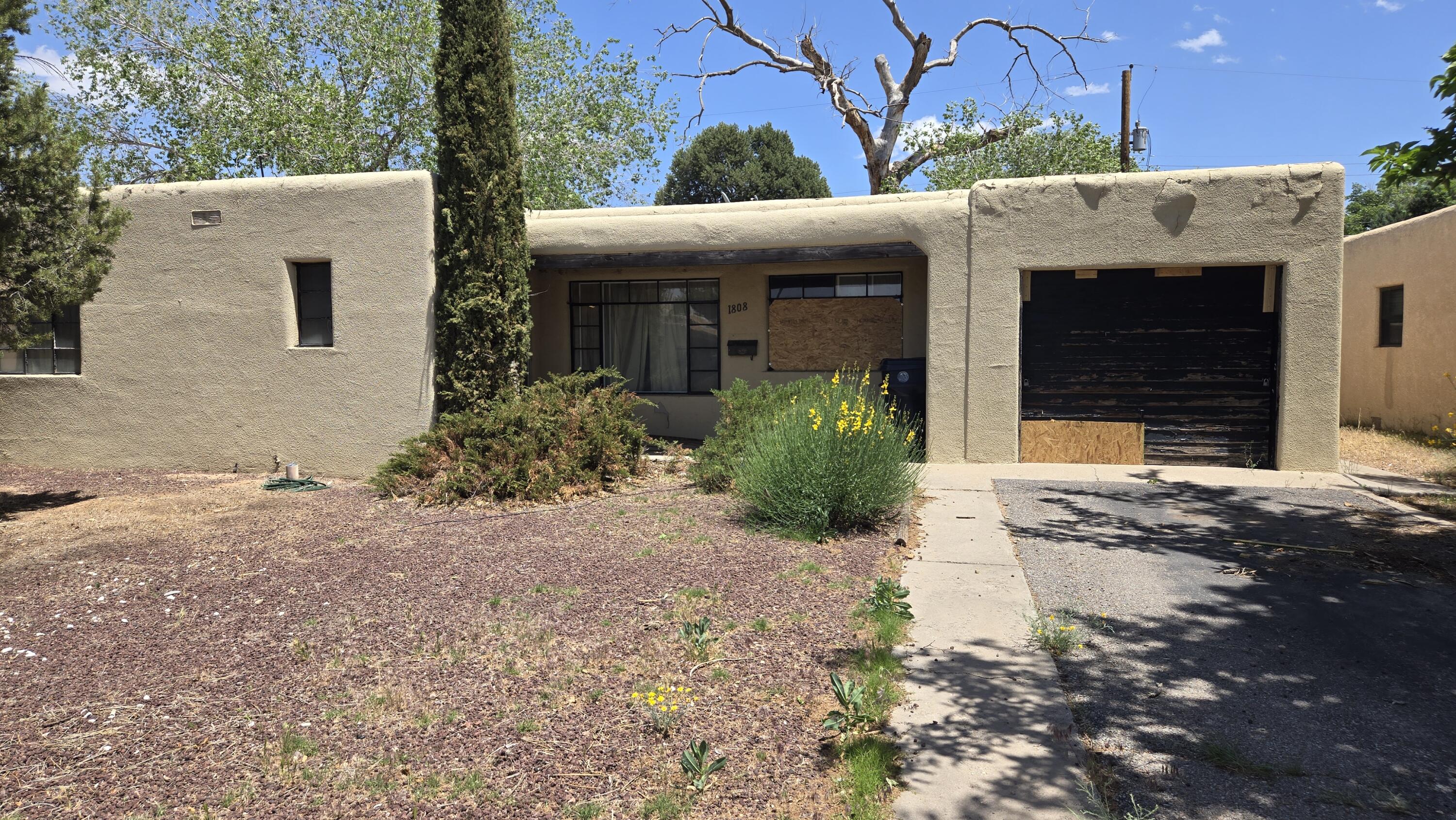 1808 Dakota Street, Albuquerque, New Mexico image 1