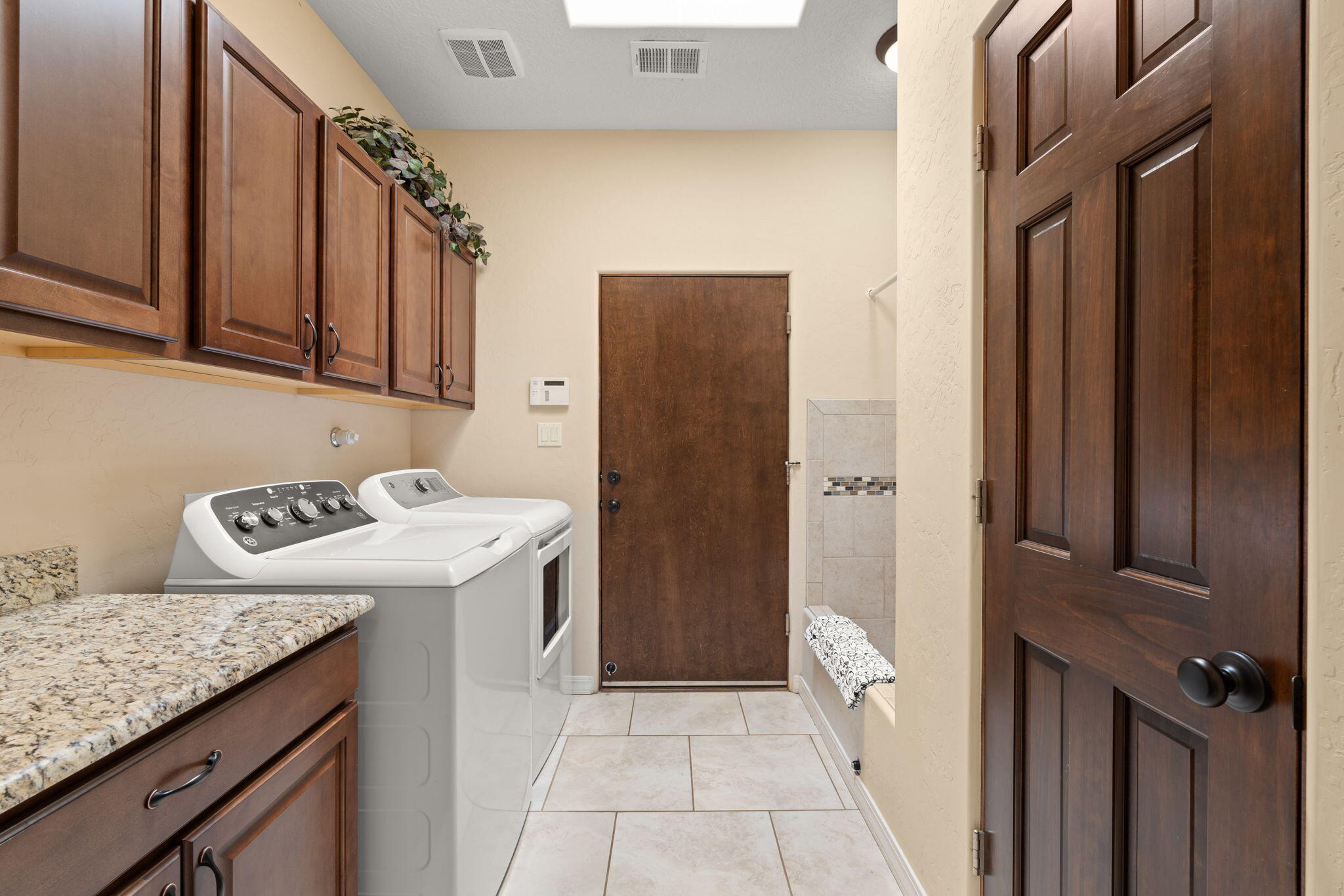 8905 Cielito Lindo Court, Albuquerque, New Mexico image 45