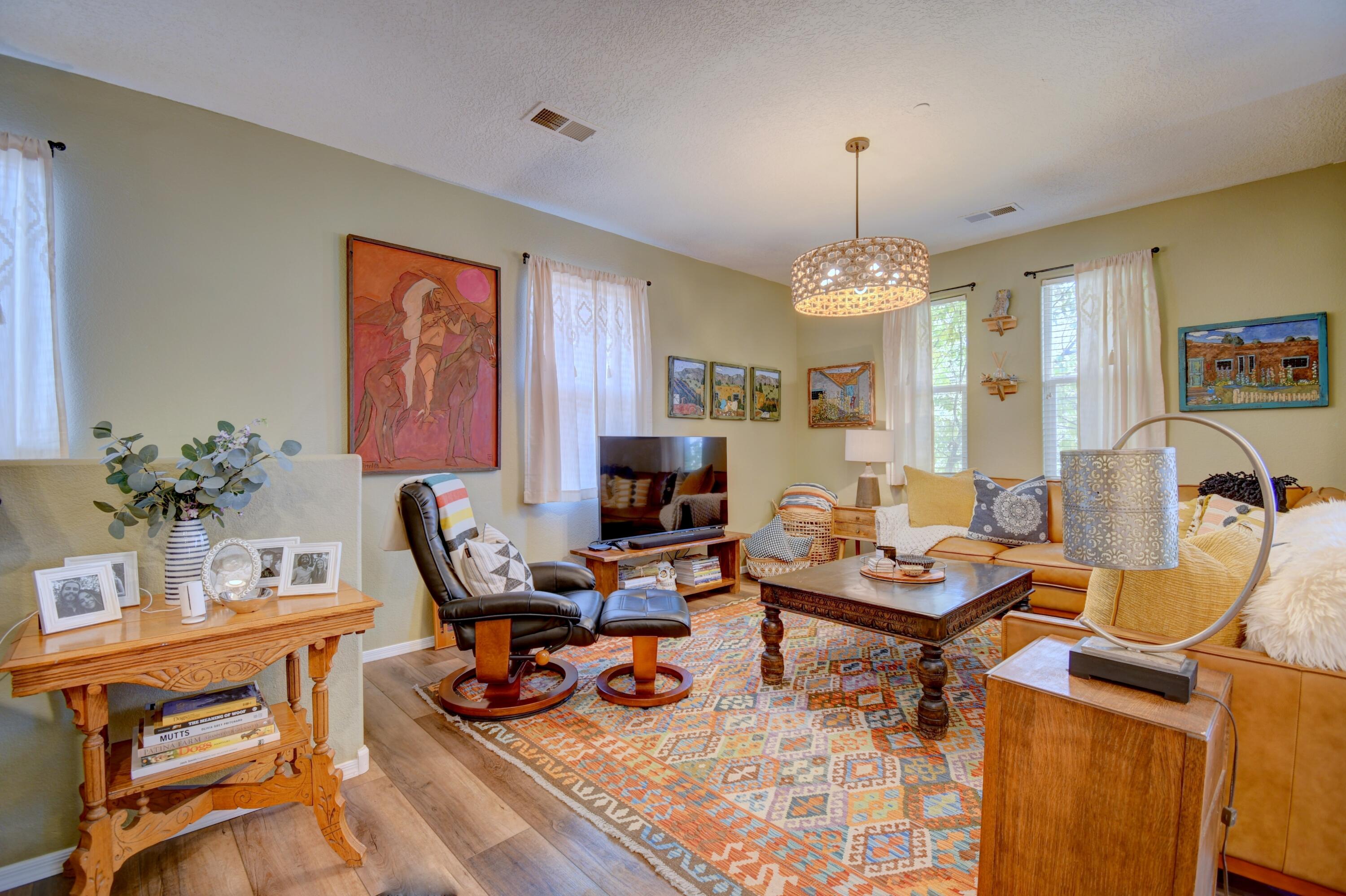 601 Menaul Boulevard NE 4001