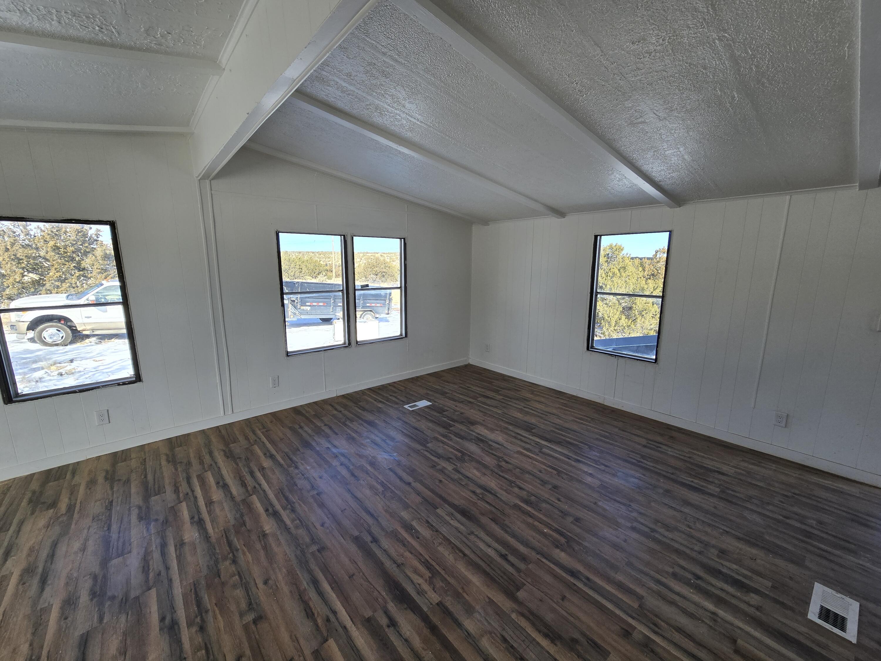 210 Skyline Drive, Edgewood, New Mexico image 7