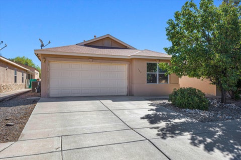 Homes For Sale - 700 97th Street<br/> Albuquerque, NM 87121
