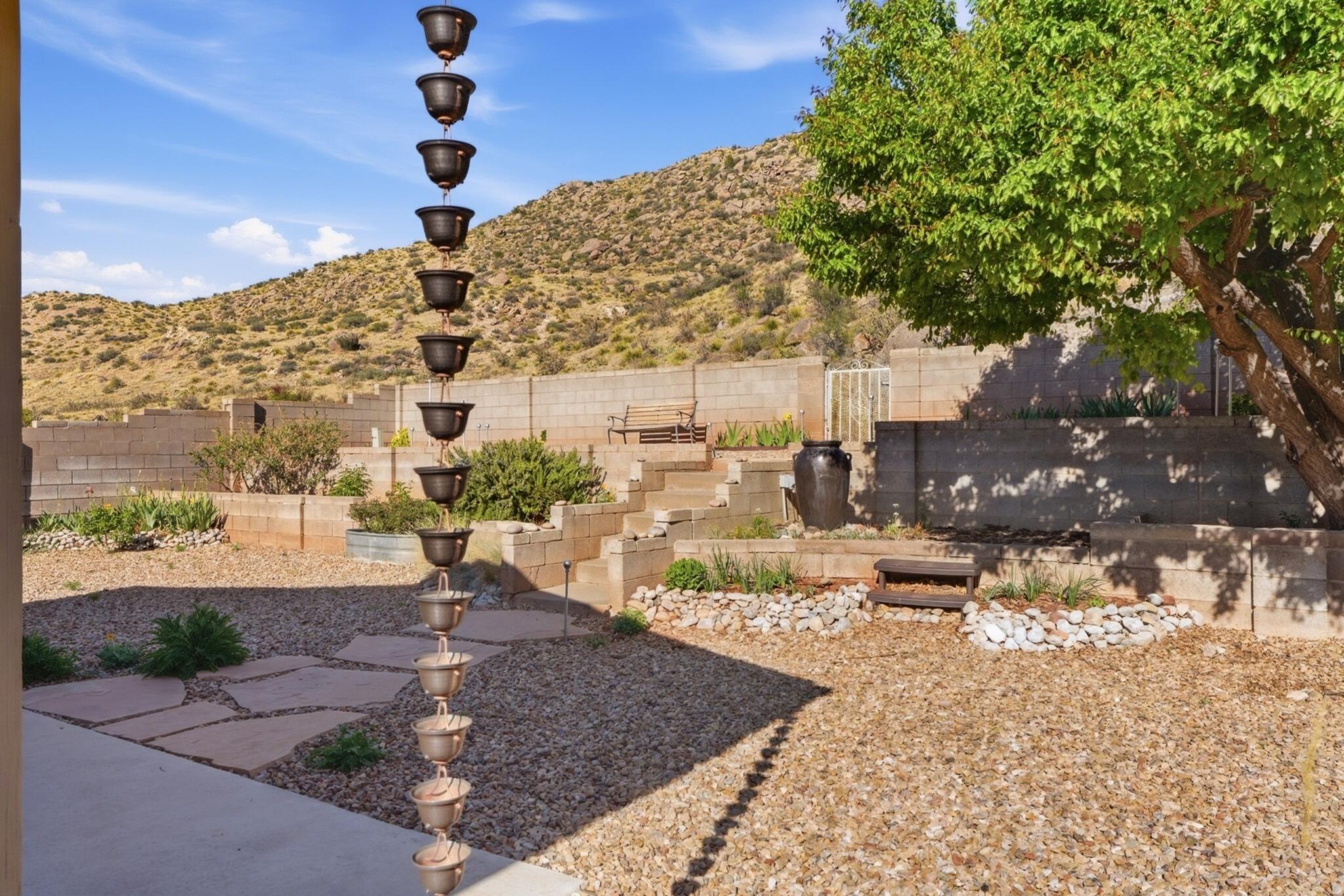 3504 Camino De La Sierra NE