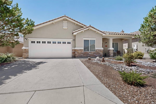 923 EVENING PRIMROSE, BERNALILLO, NM 87004 - Image 7180b7d47d7b82c8fa1729c3fc1bc037/2351342121