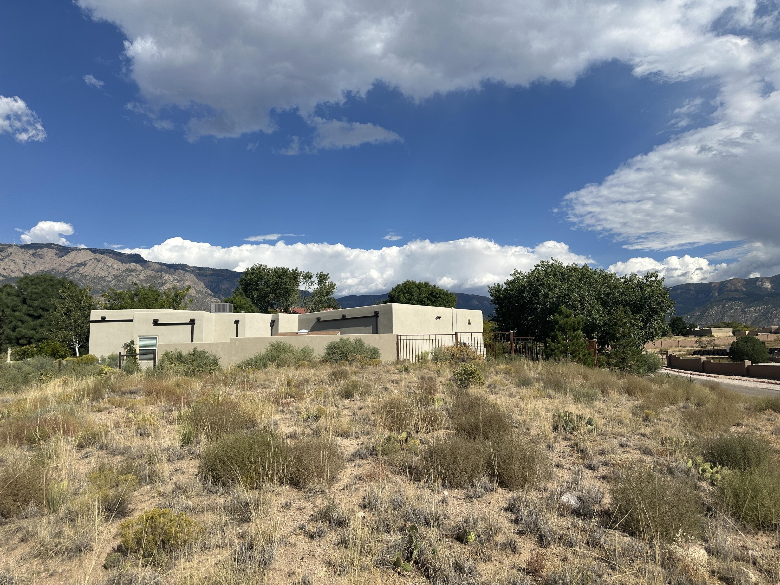 San Bernardino Avenue, Albuquerque, New Mexico image 4