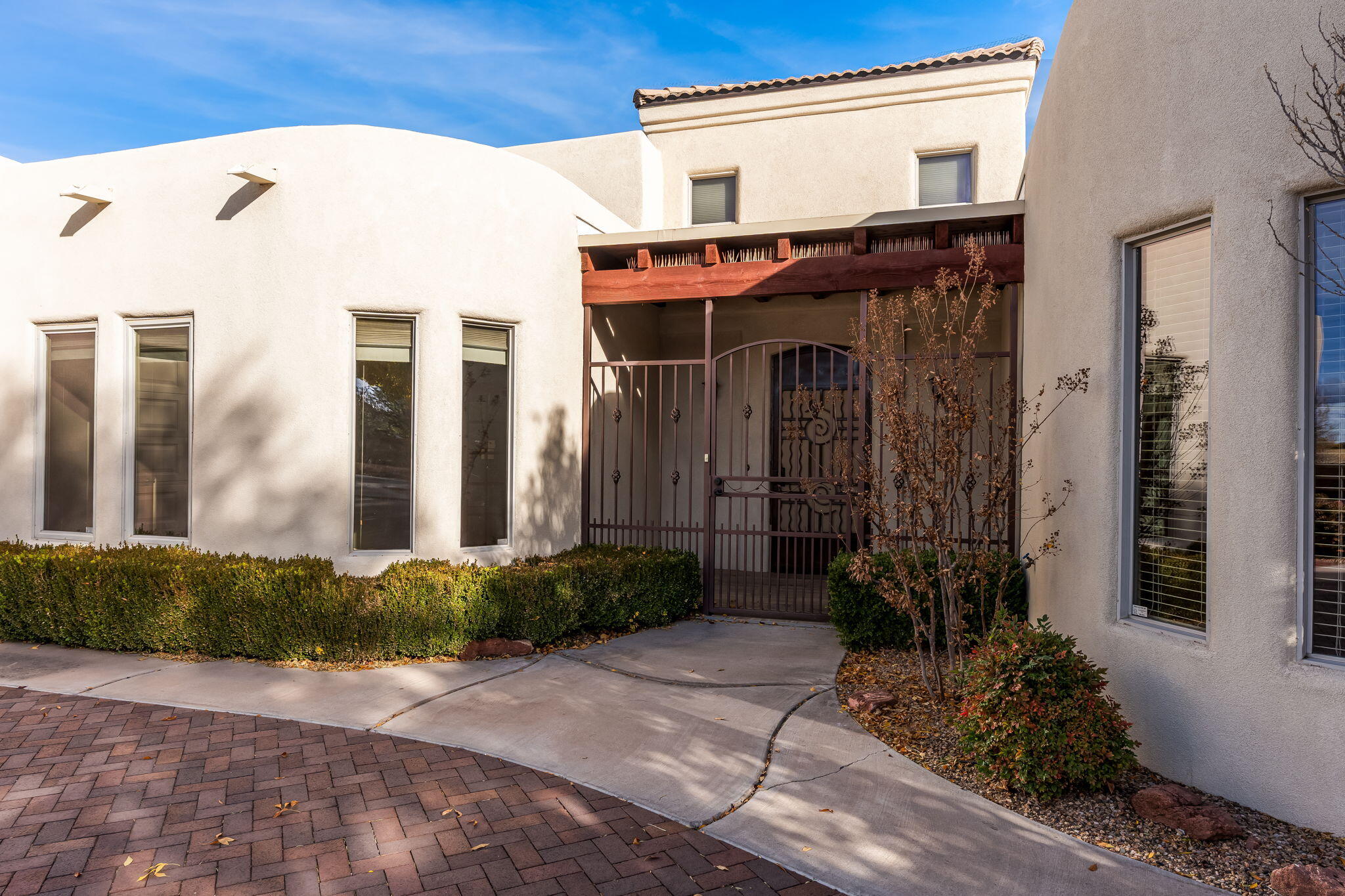 508 Laguna Seca Lane NW