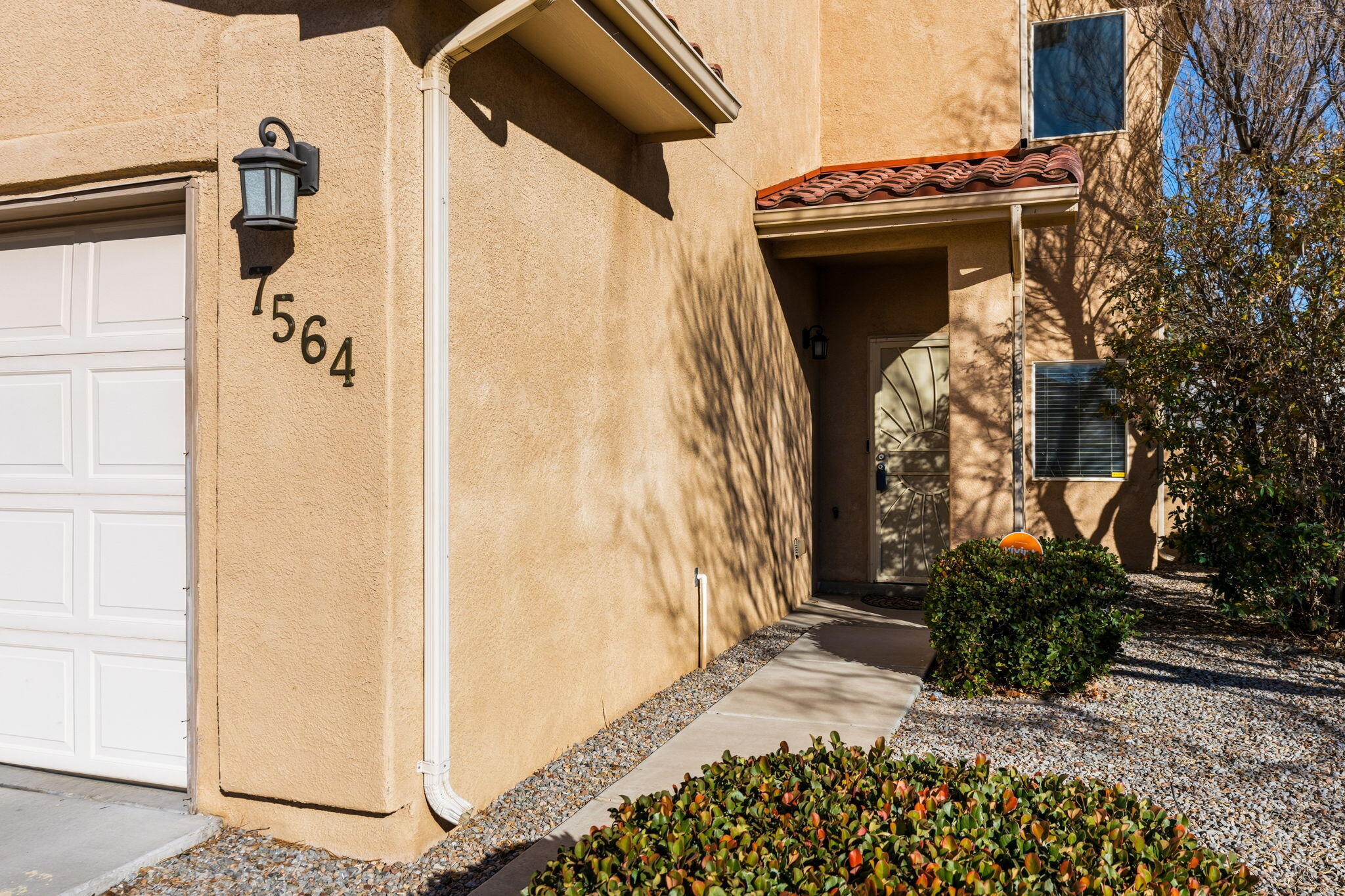 7564 CRICKET HILL Drive NE