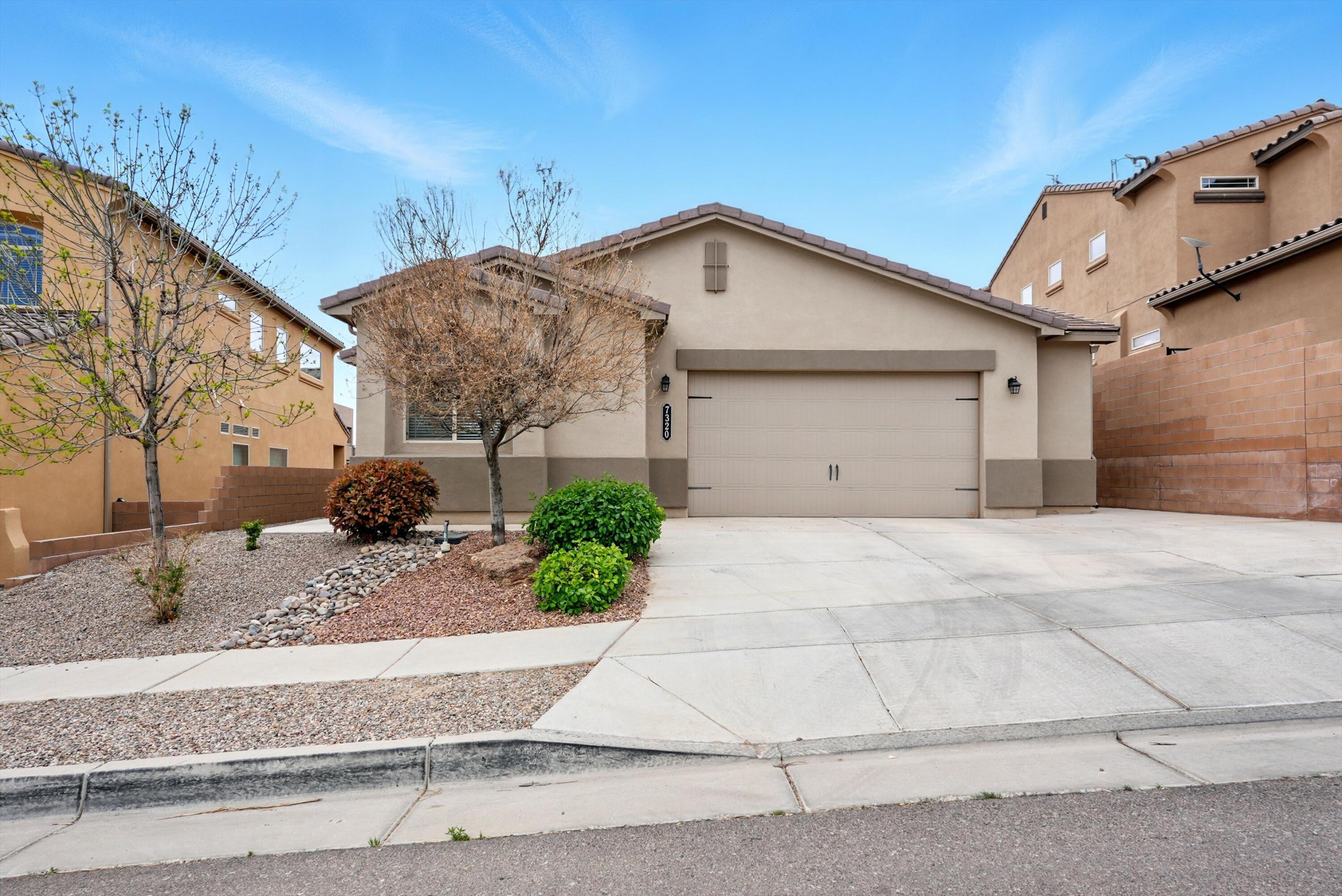 7320 Sandmark Road, Albuquerque, New Mexico image 2