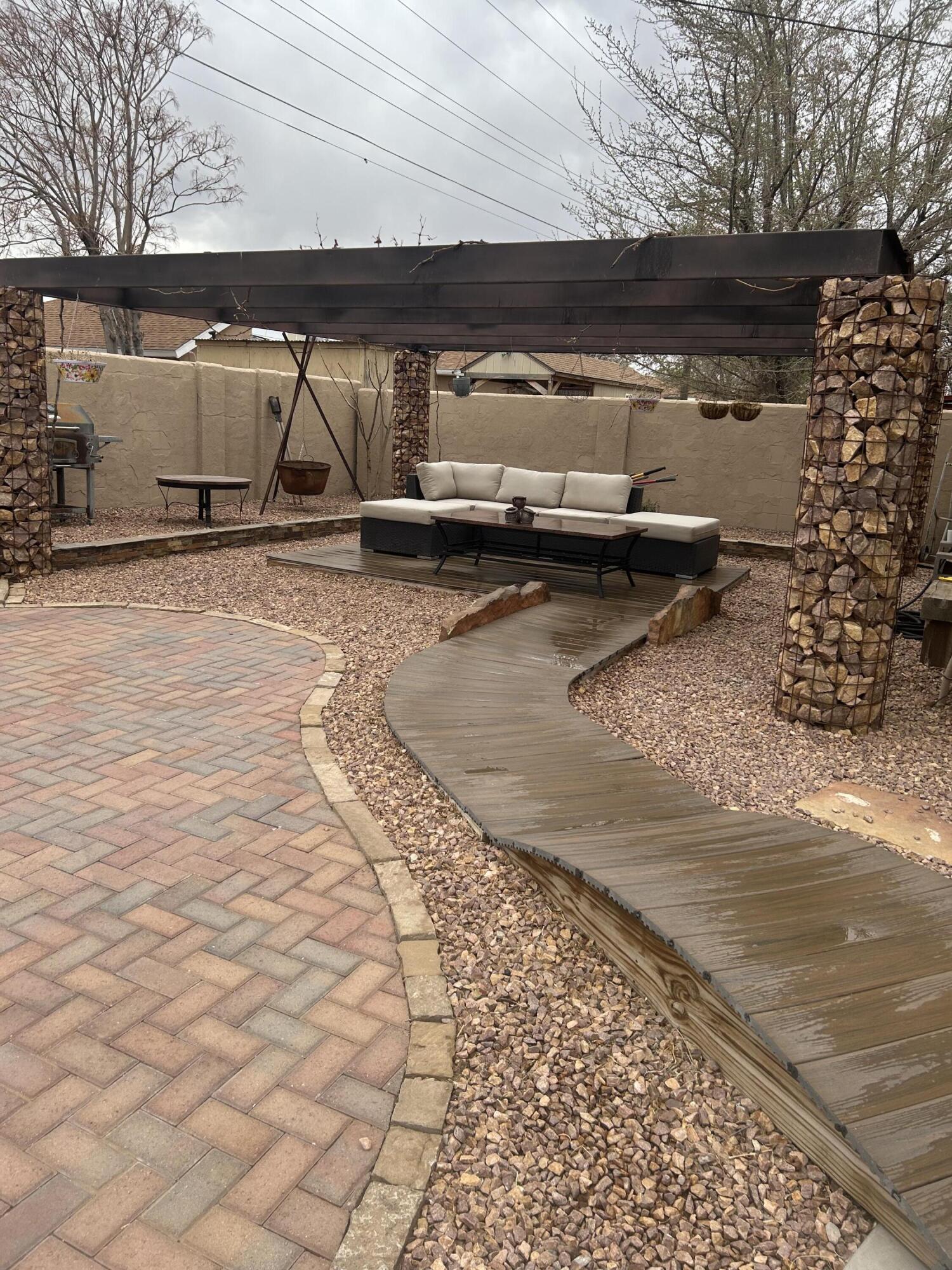 864 Loma Hermosa Drive, Albuquerque, New Mexico image 30