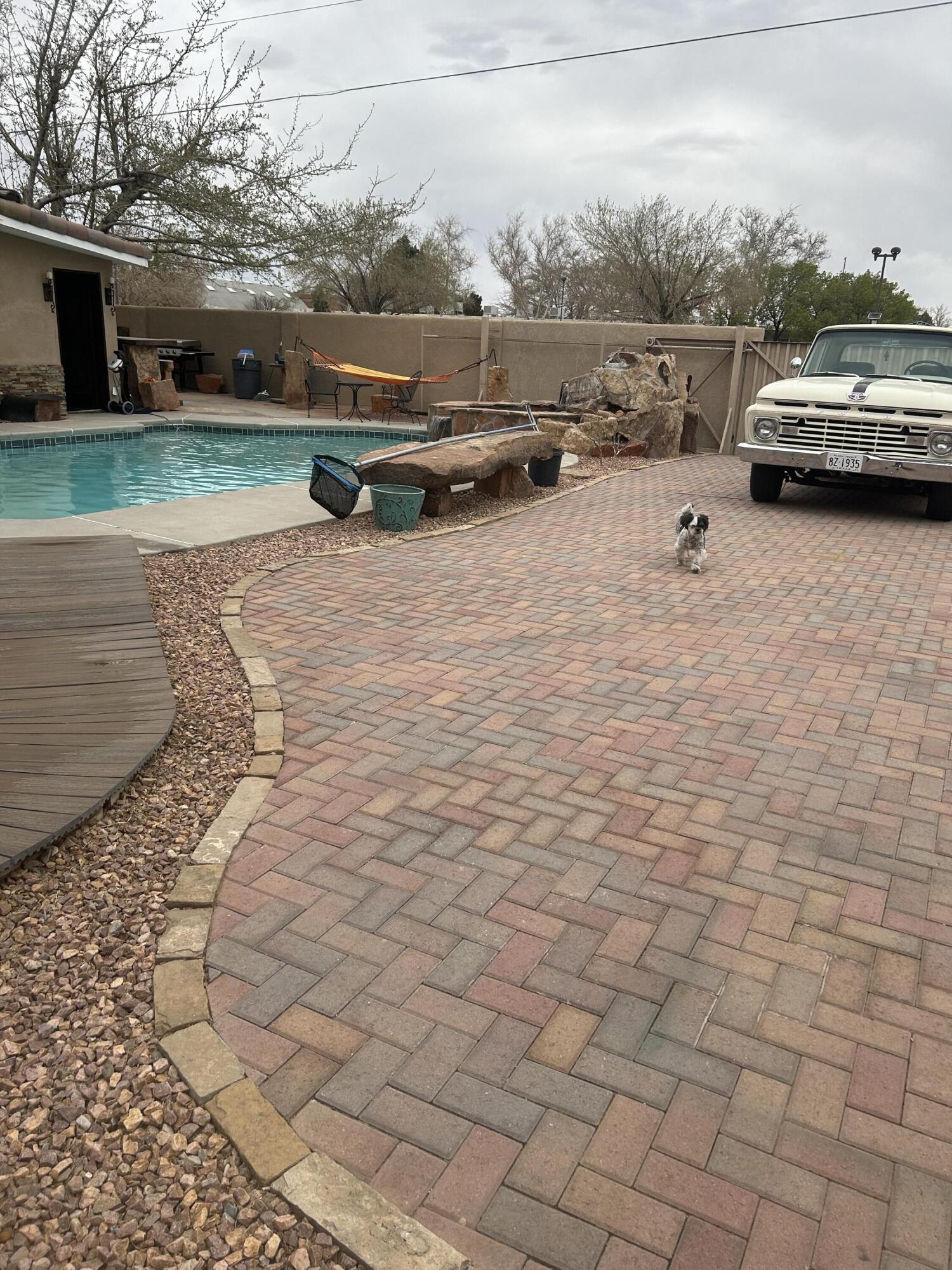 864 Loma Hermosa Drive, Albuquerque, New Mexico image 33