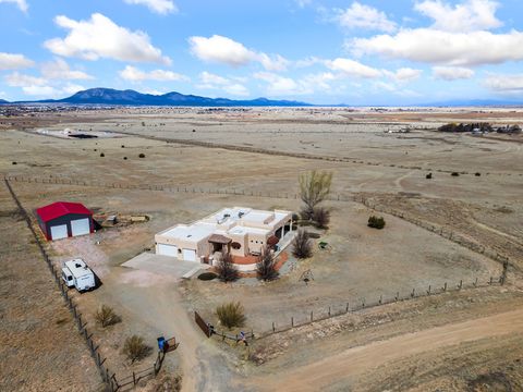Photo of 17 Analisas Way, Edgewood, NM 87015 (MLS # 1100380)