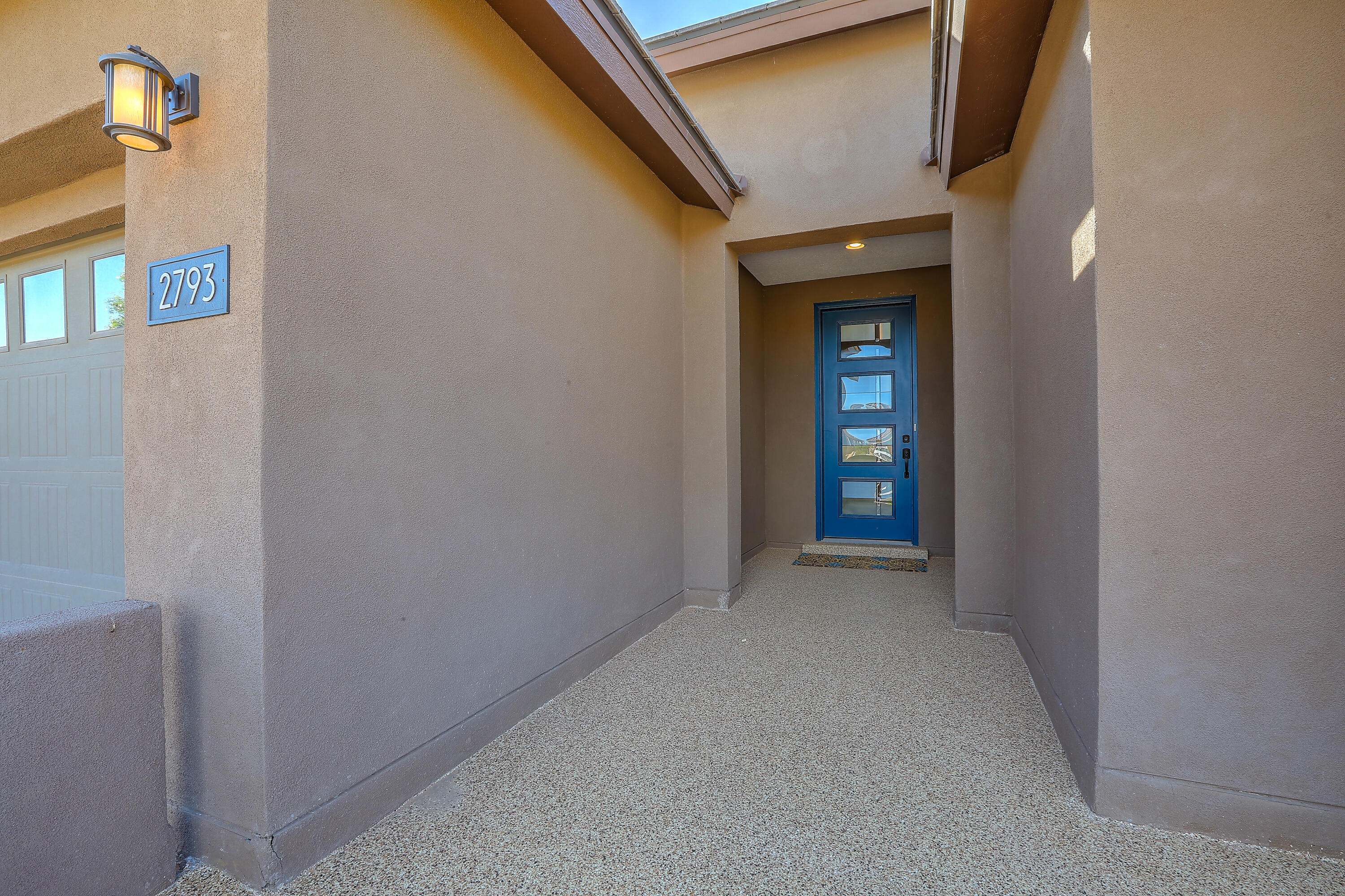 2793 Kings Canyon Loop NE