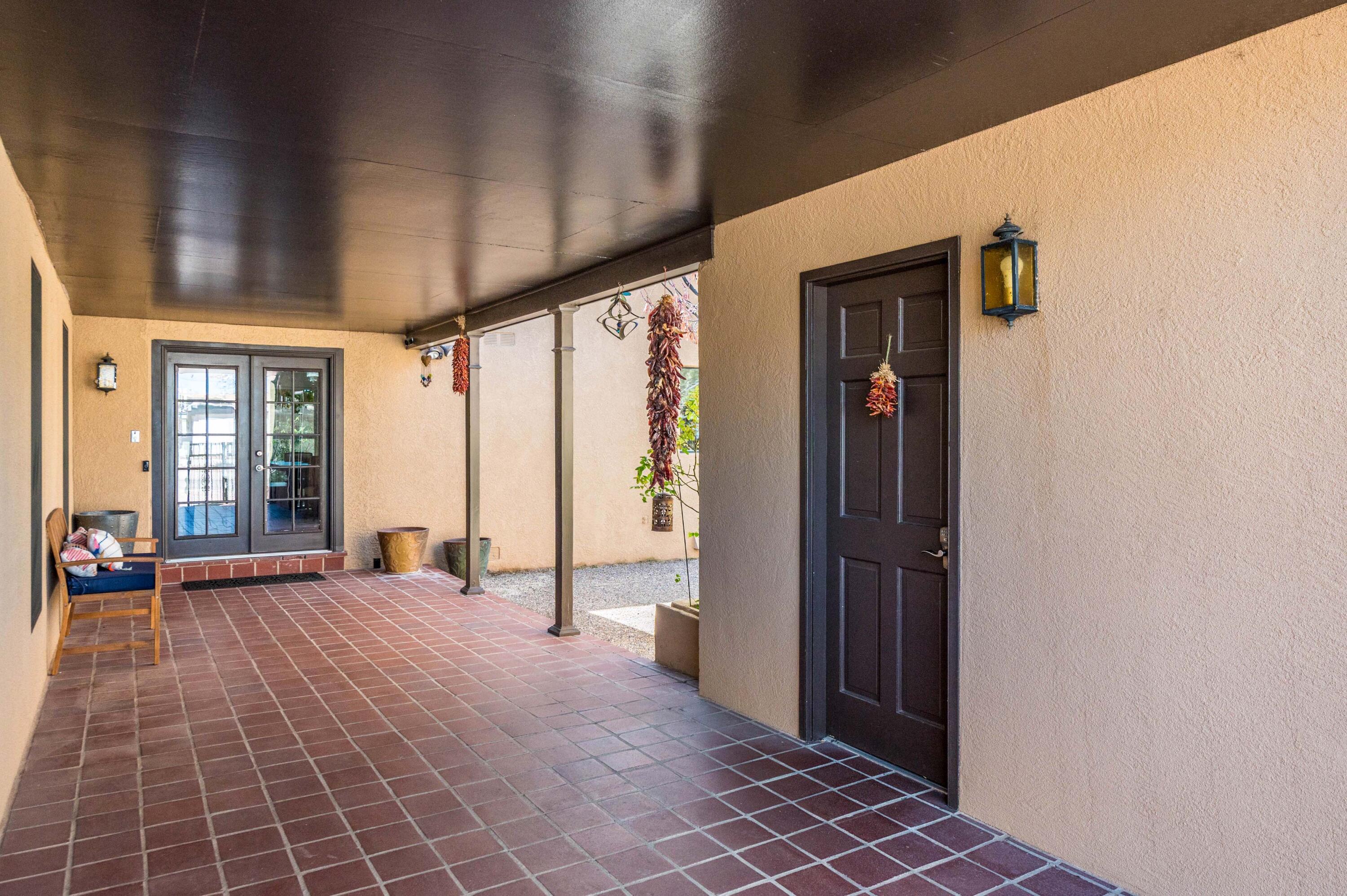 7208 Vista Del Arroyo Avenue NE