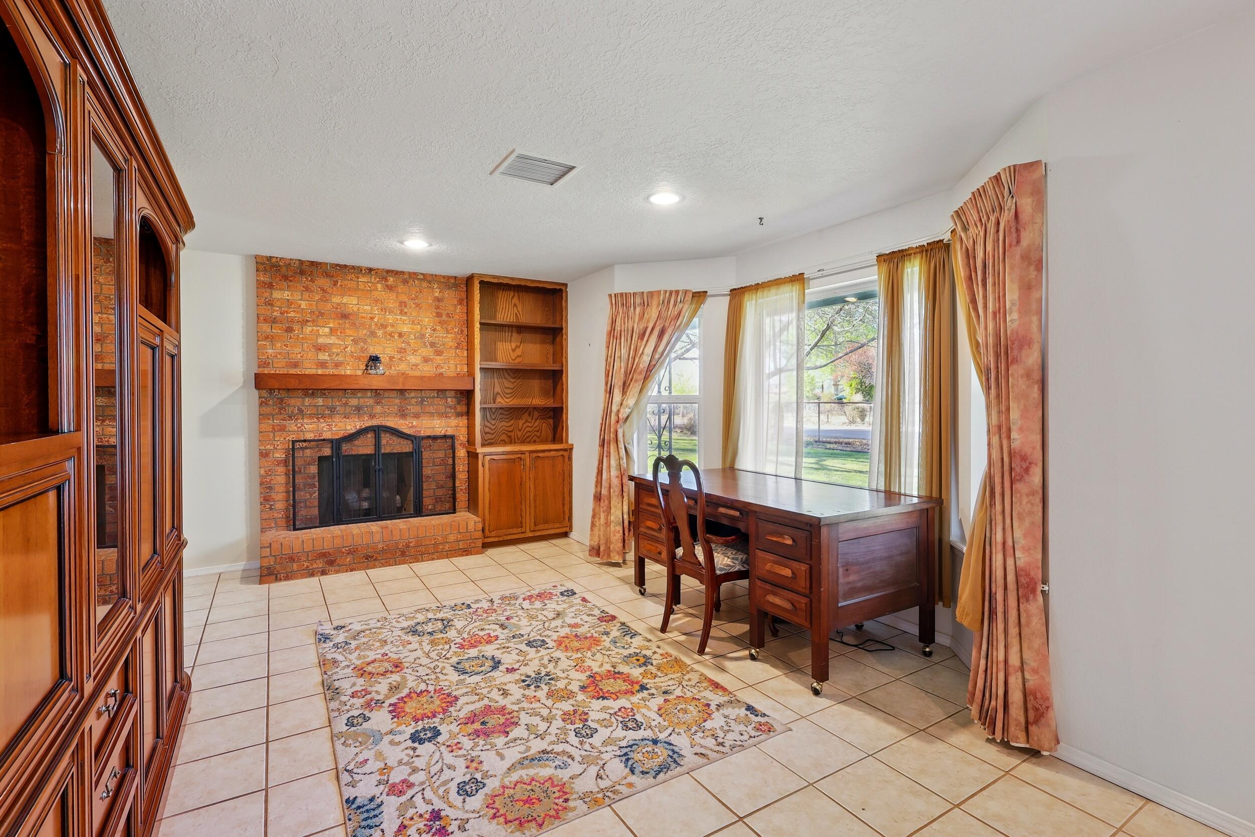 6 Avenida Alegre, Los Lunas, New Mexico image 8