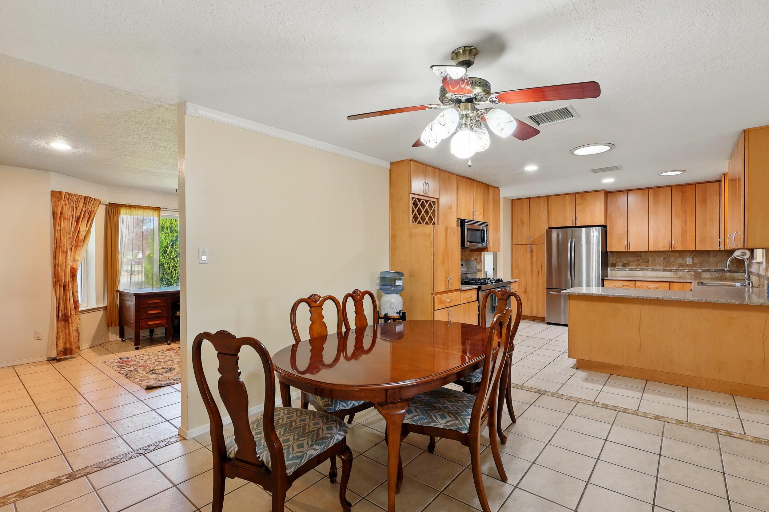 6 Avenida Alegre, Los Lunas, New Mexico image 14
