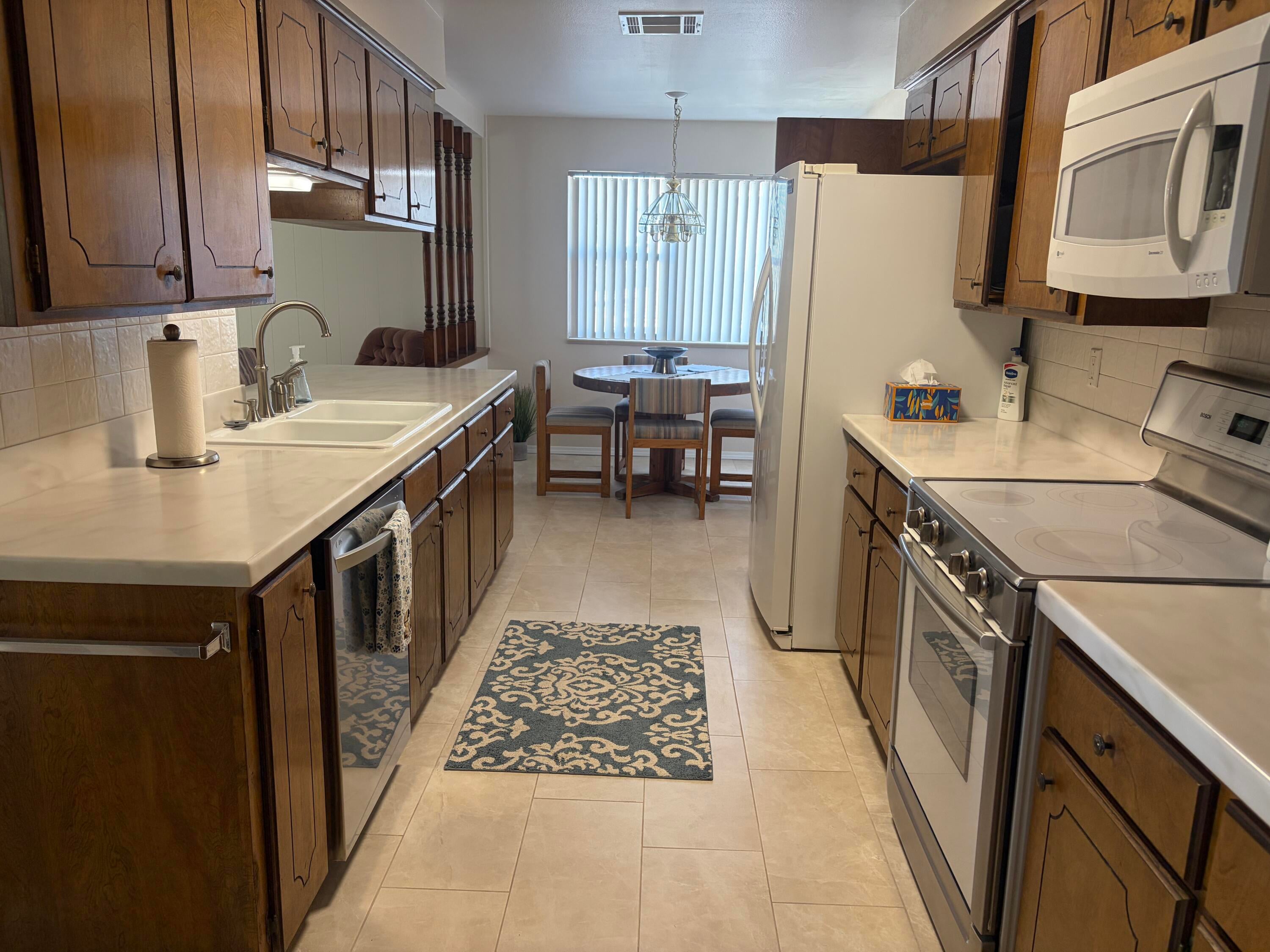 13012 Blackstone Road NE