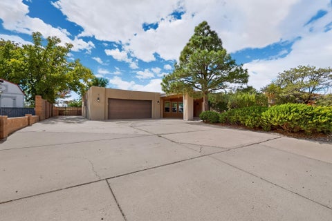 Homes For Sale - 3802 Saint Andrews Drive<br/> Rio Rancho, NM 87124