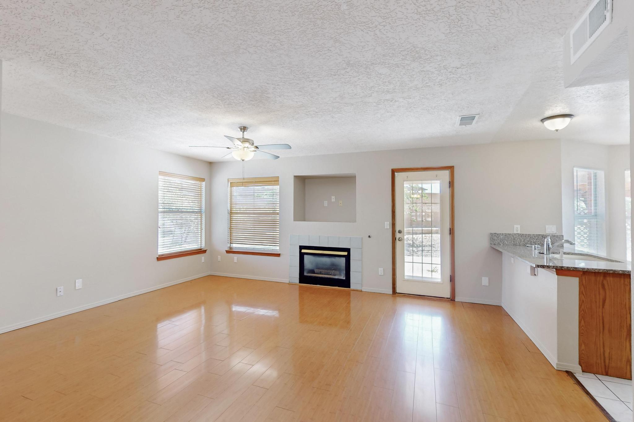 8144 Waterbury Place, Albuquerque, New Mexico image 9