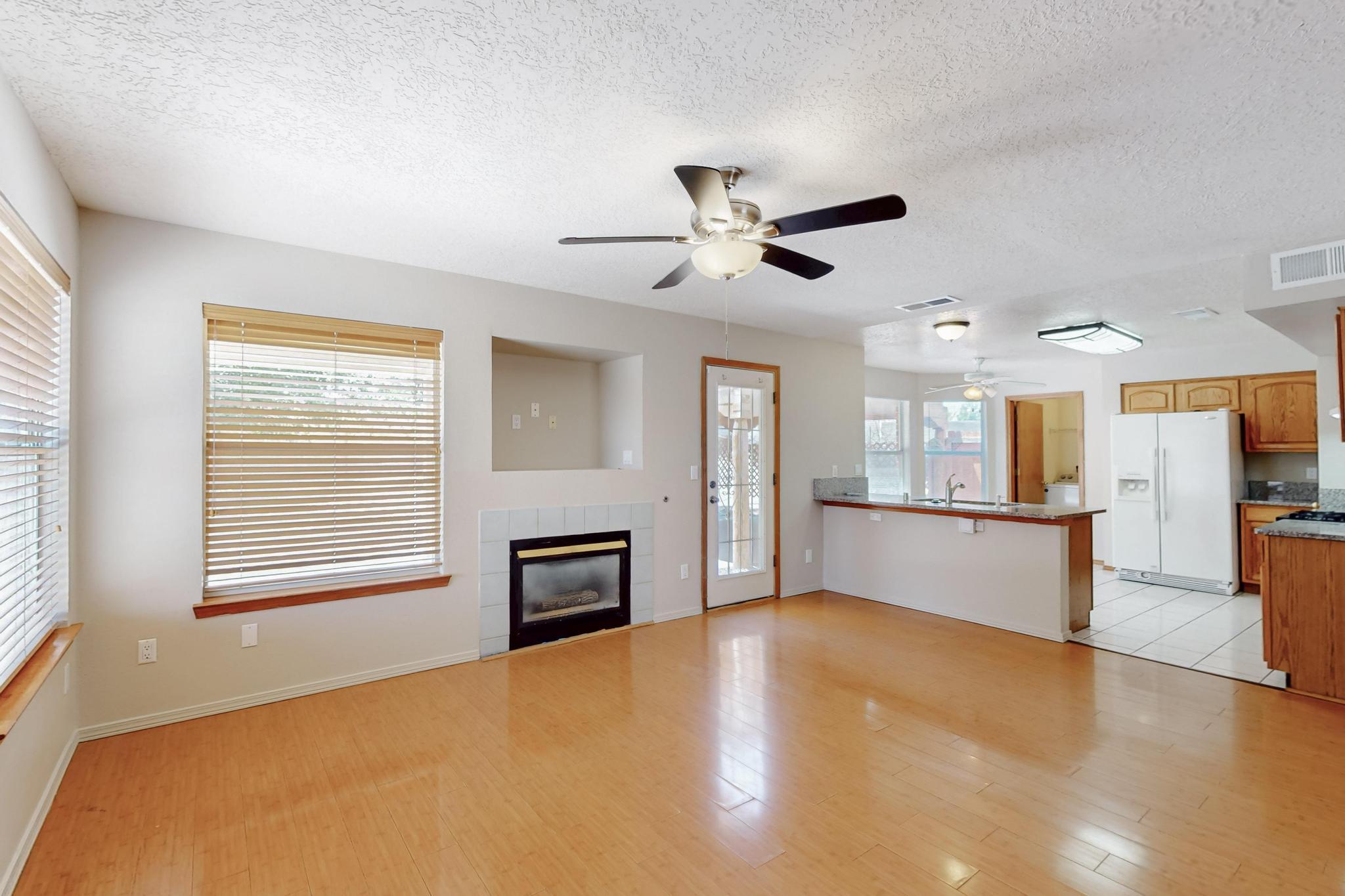 8144 Waterbury Place, Albuquerque, New Mexico image 8