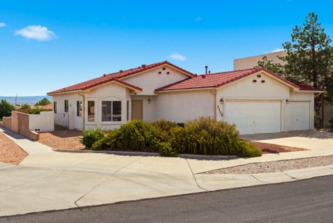 Homes For Sale - 3312 Rio Linda Drive<br/> Albuquerque, NM 87121