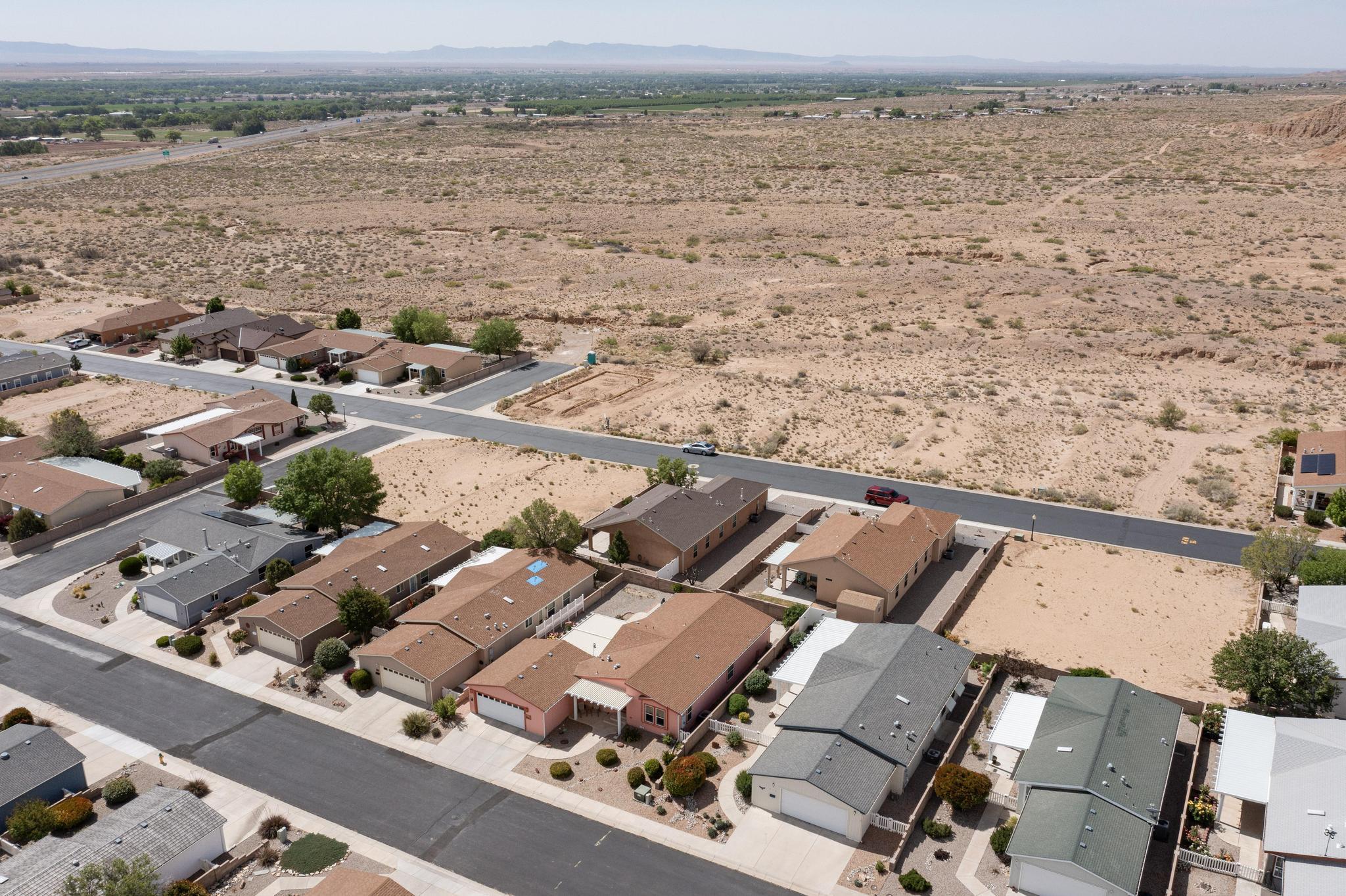328 Sunrise Bluffs Drive, Belen, New Mexico image 5
