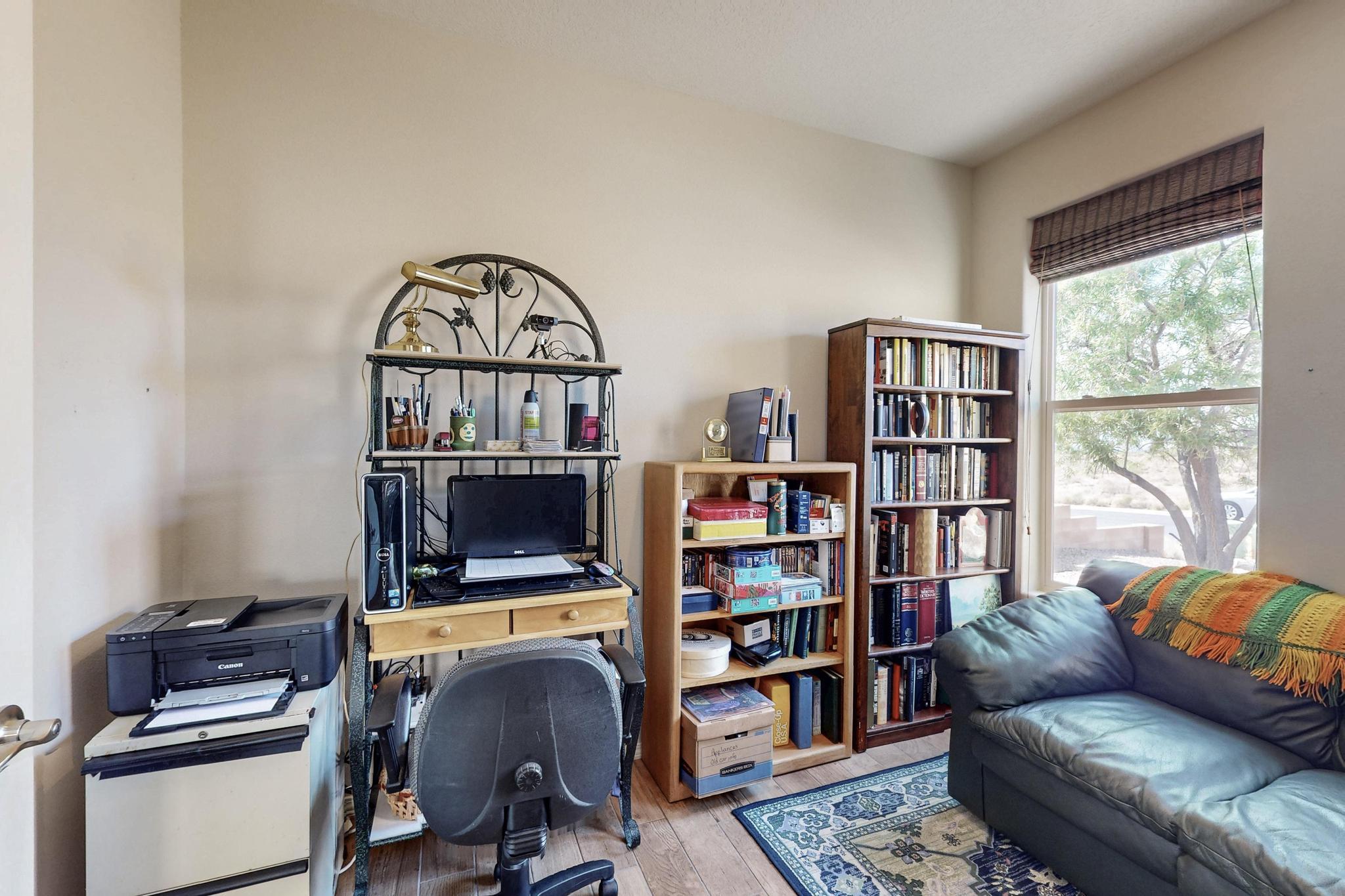 328 Sunrise Bluffs Drive, Belen, New Mexico image 31