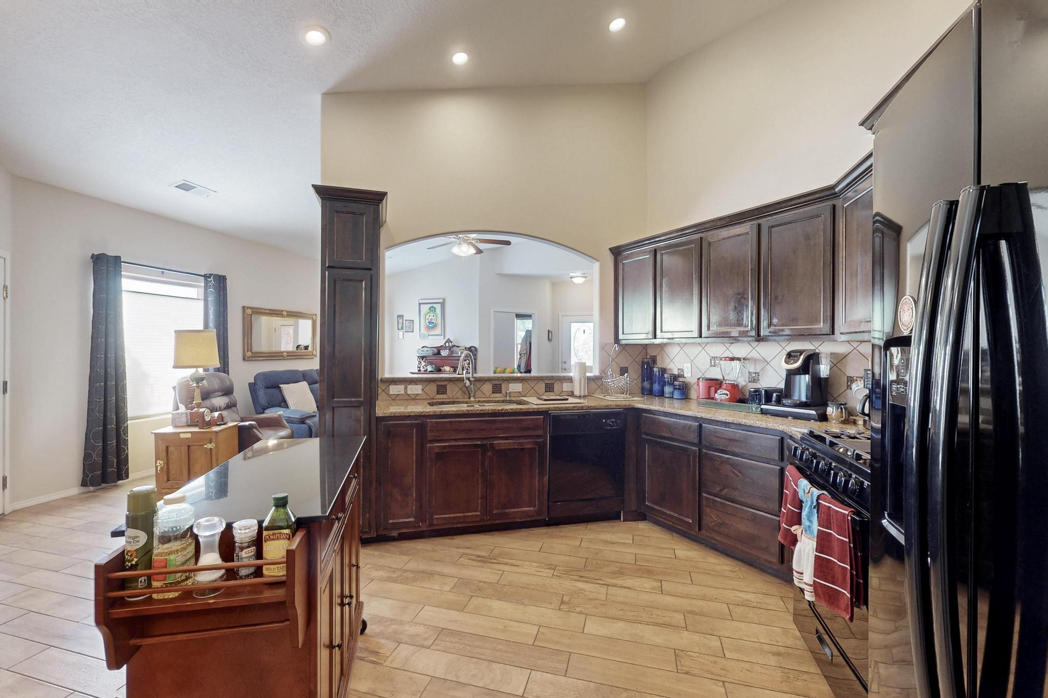 328 Sunrise Bluffs Drive, Belen, New Mexico image 16