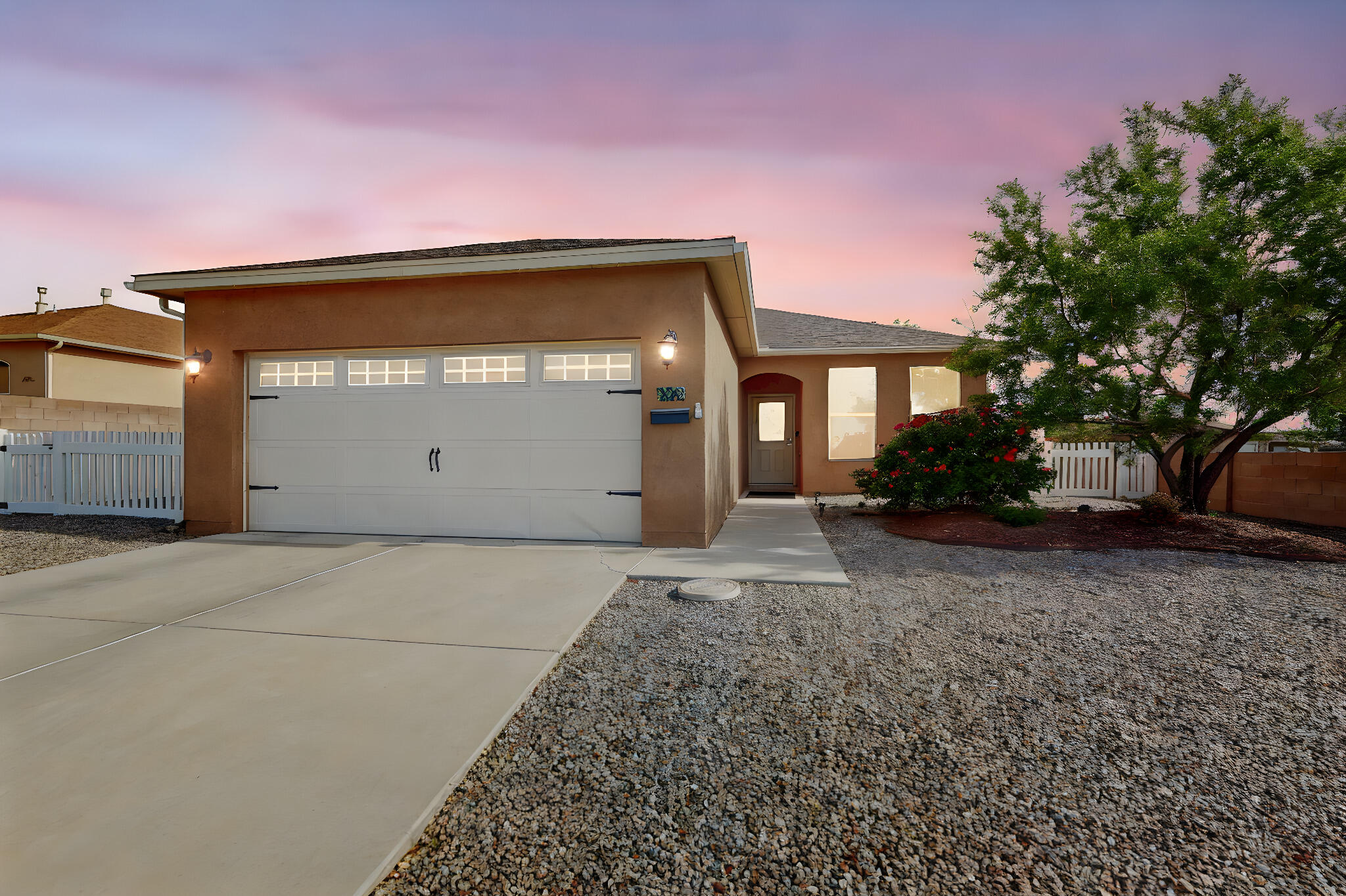 328 Sunrise Bluffs Drive, Belen, New Mexico image 1