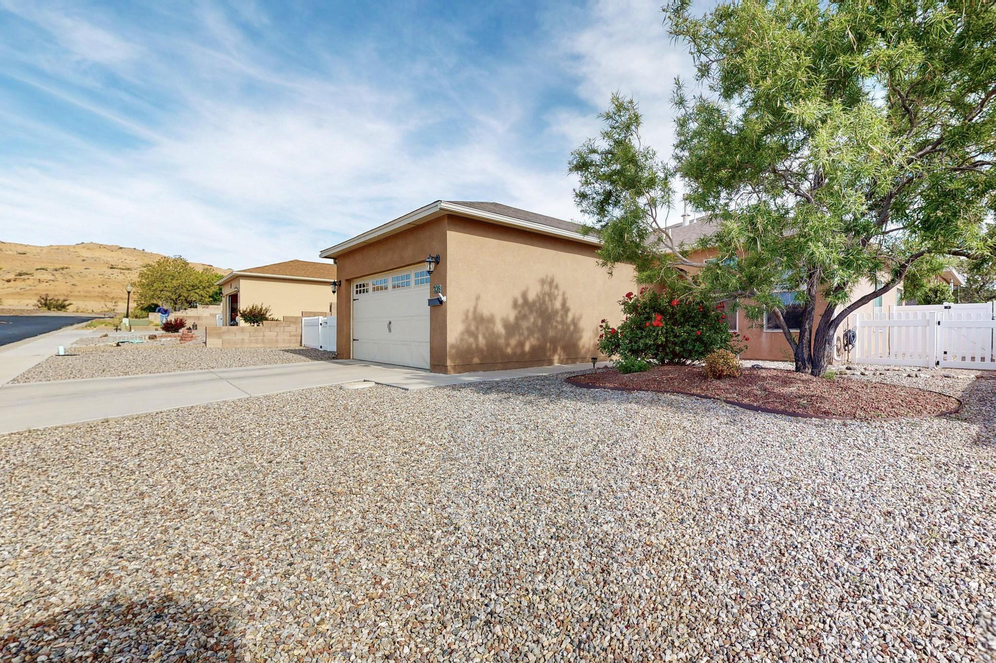 328 Sunrise Bluffs Drive, Belen, New Mexico image 3