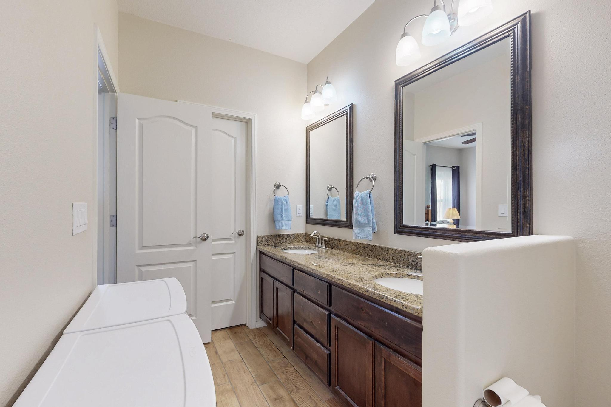 328 Sunrise Bluffs Drive, Belen, New Mexico image 23