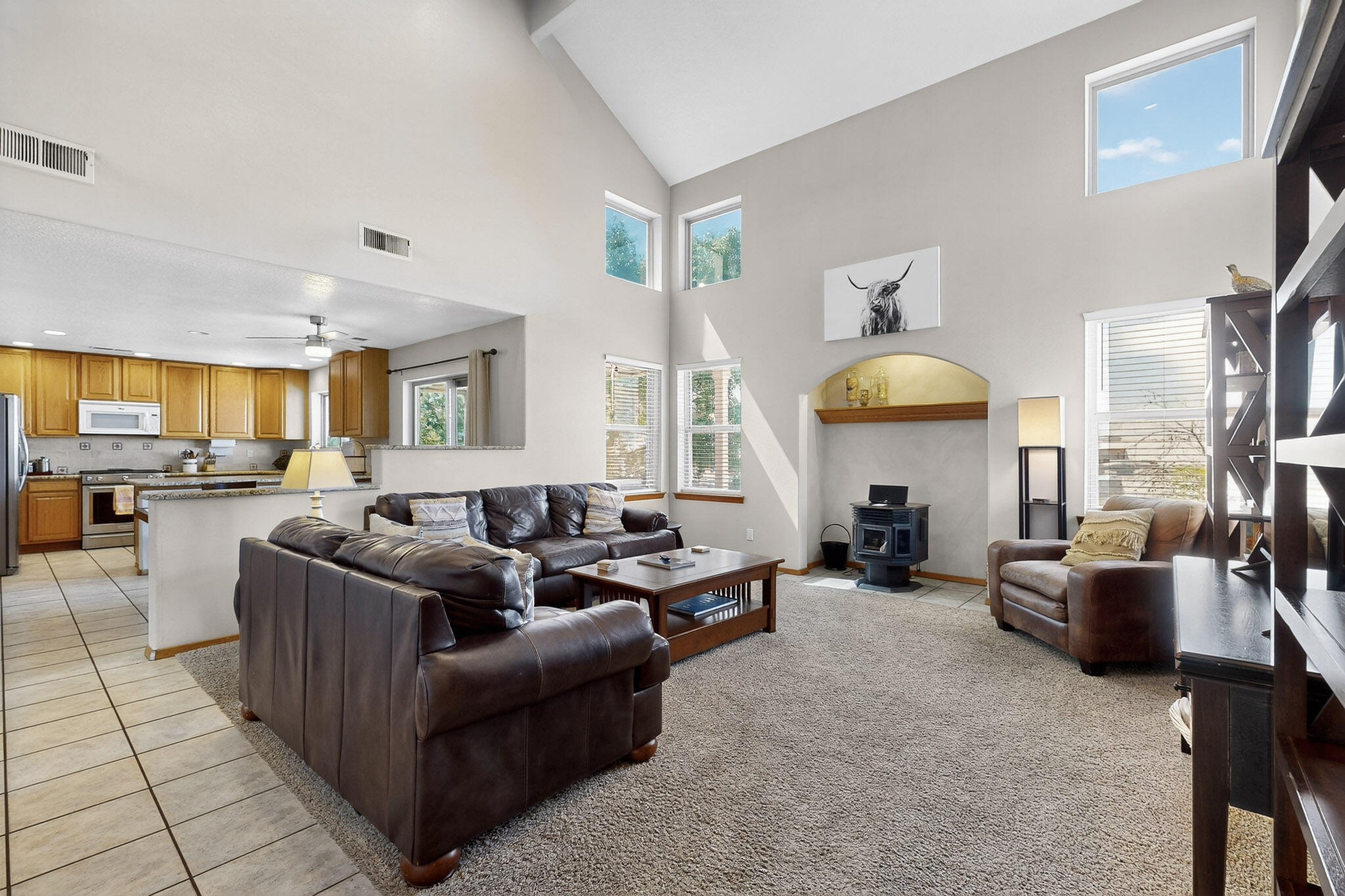 8705 TIERRA ALEGRE Drive NE