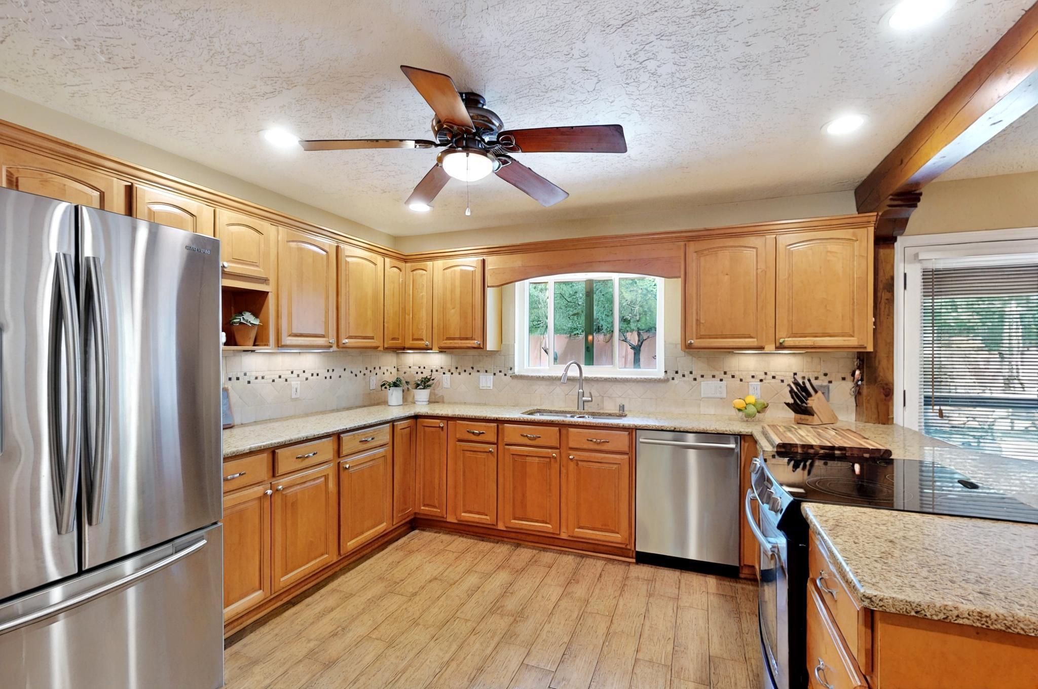 7625 Arroyo Del Oso Avenue, Albuquerque, New Mexico image 14