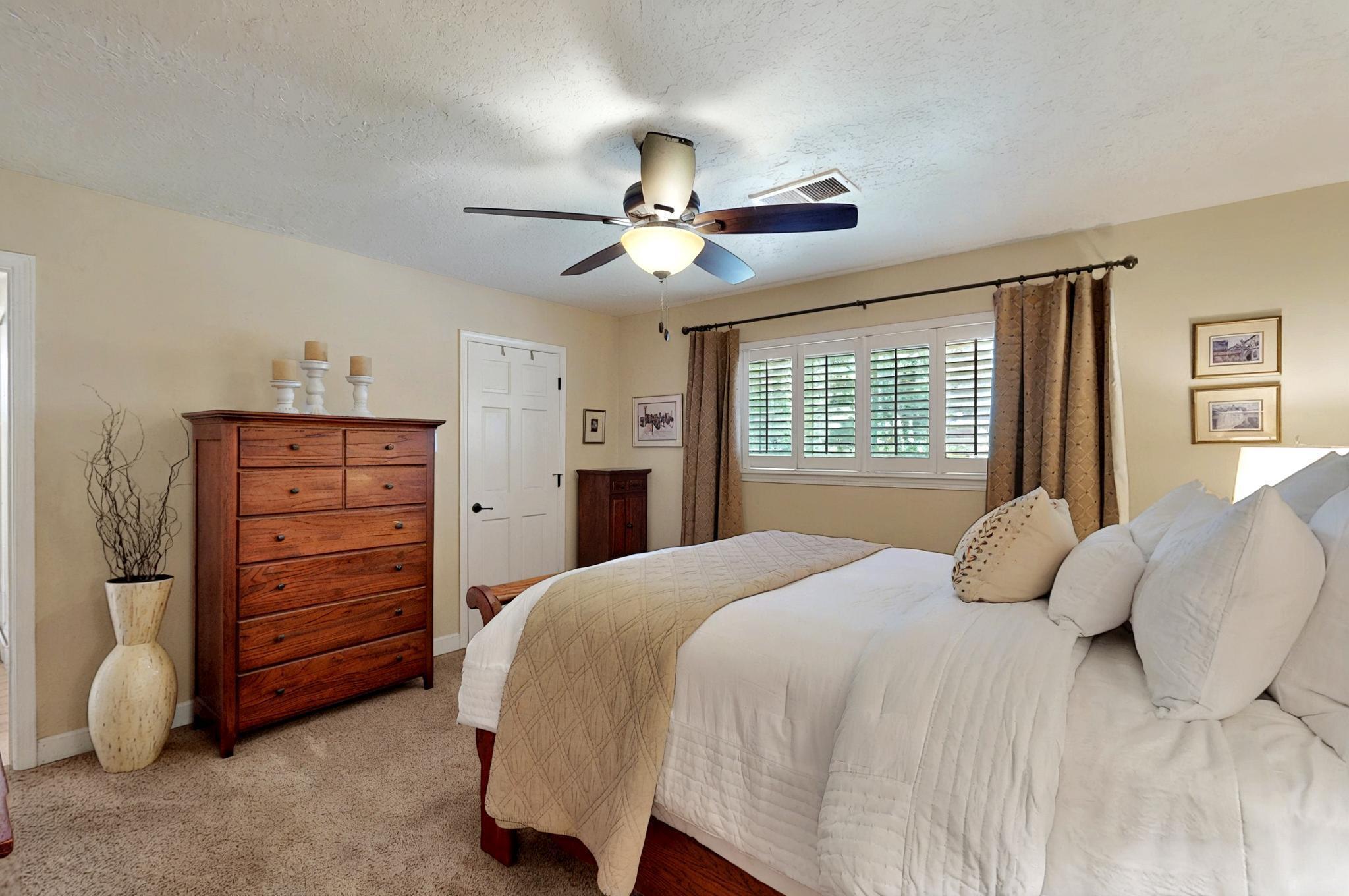 7625 Arroyo Del Oso Avenue, Albuquerque, New Mexico image 23