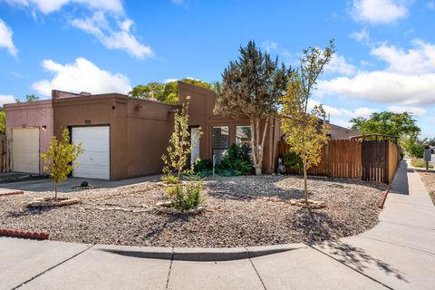 Photo of 9736 WESTBOUND Avenue SW, Albuquerque, NM 87121 (MLS # 1092419)