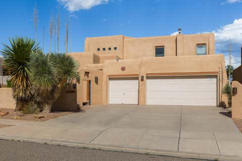 Homes For Sale - 1408 Wilkes Way<br/> Rio Rancho, NM 87124