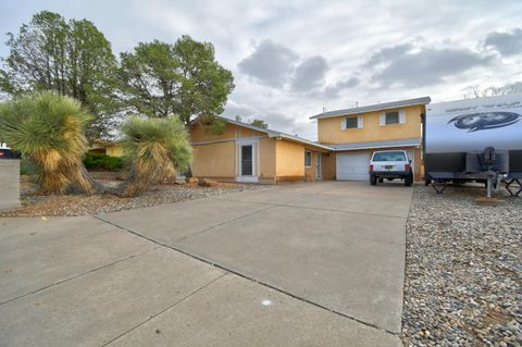 Photo of 6304 Harper Drive NE, Albuquerque, NM 87109 (MLS # 1094792)