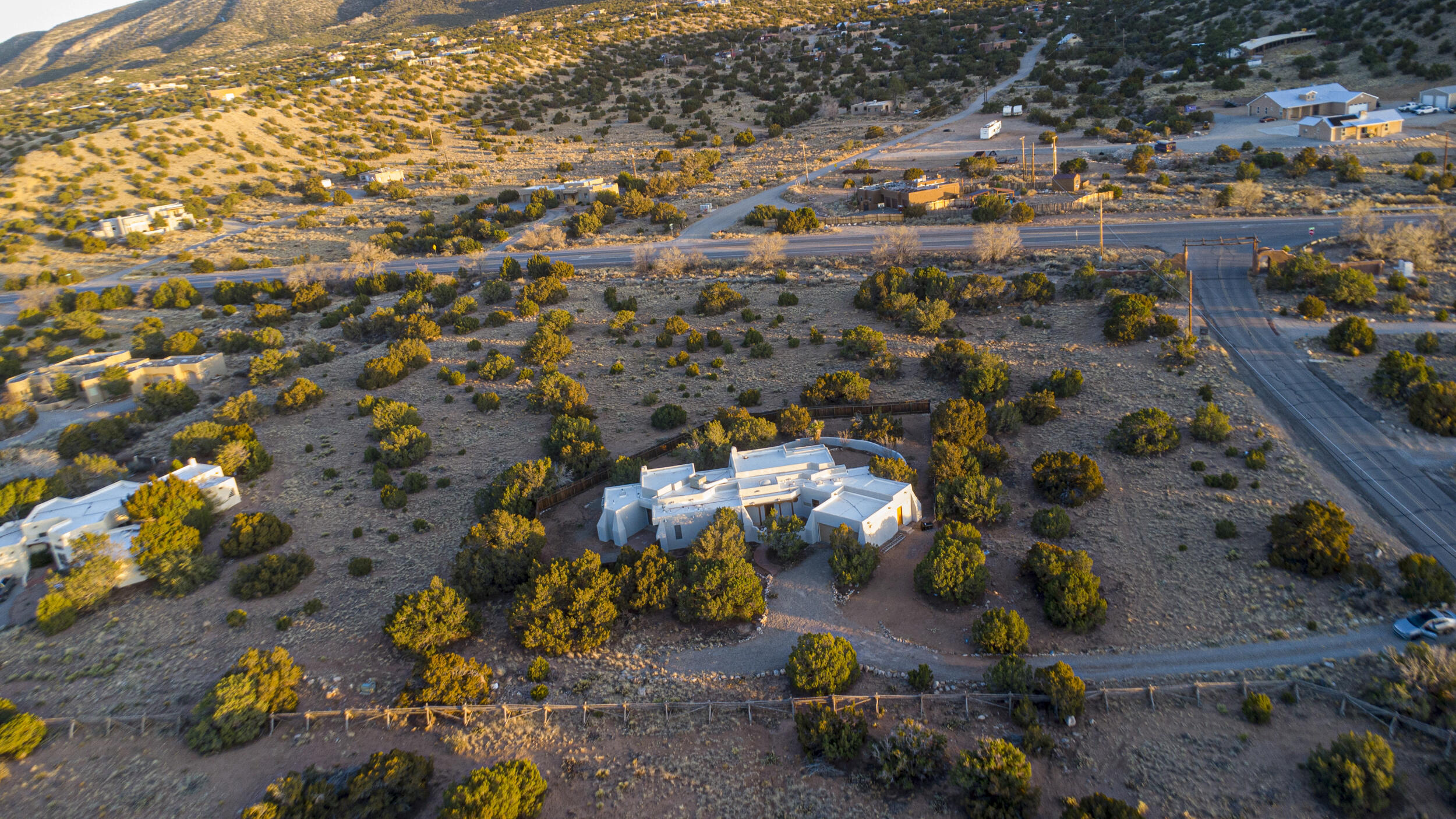 4 Juniper Road, Placitas, New Mexico image 10
