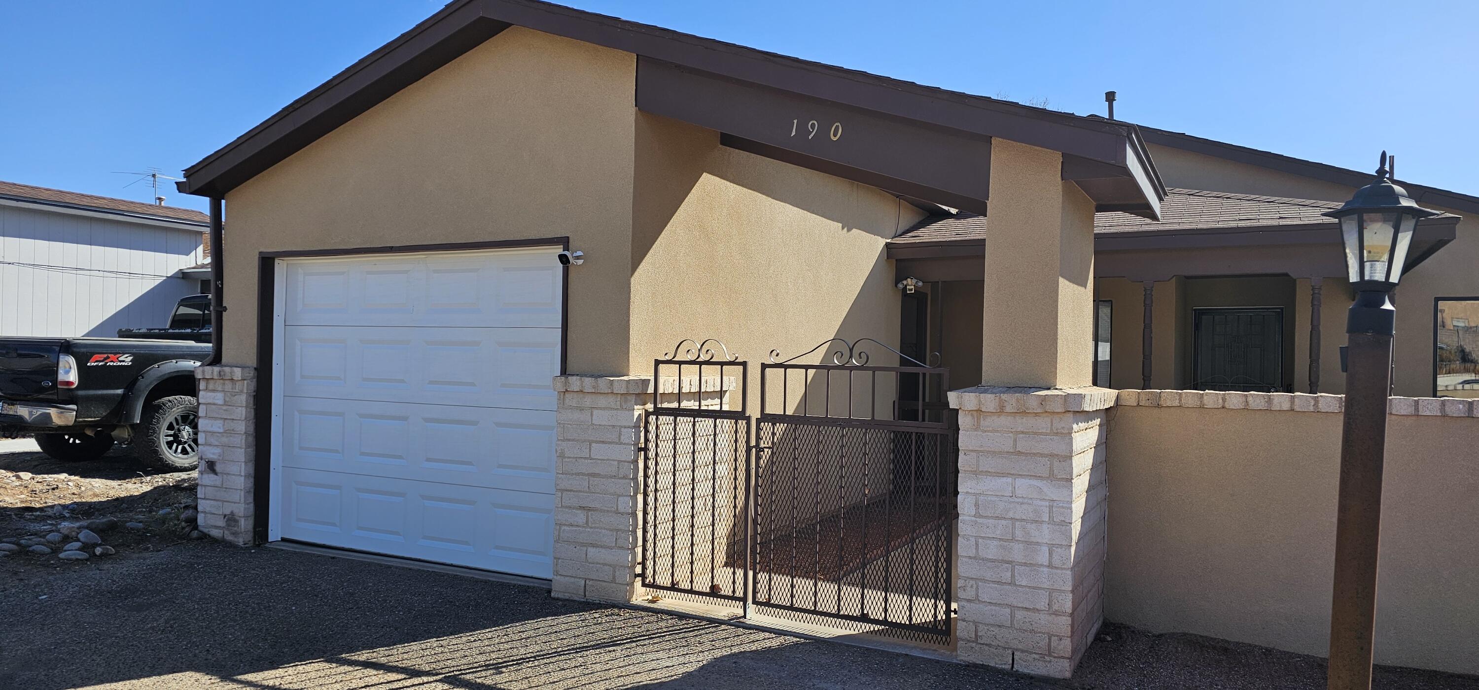 190 Pearl Drive, Rio Rancho, New Mexico image 2