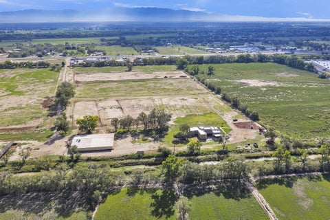 Photo of 27 Loma Del Rio, Belen, NM 87002 (MLS # 1112489)